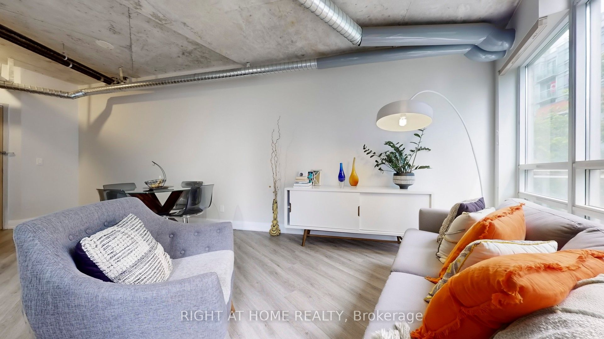 170 Sudbury Street 415, Toronto, ON M6J 0A1 photo 3