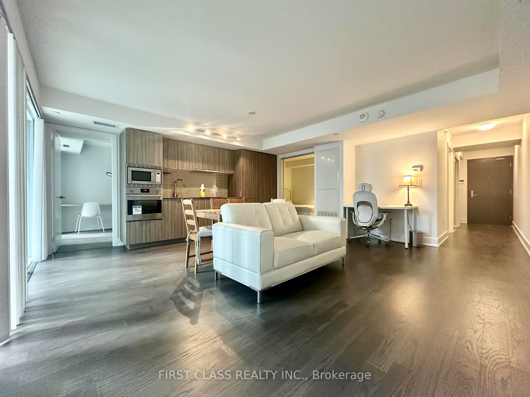 955 Bay Street 527, Toronto, ON M5S 0C6 photo 3