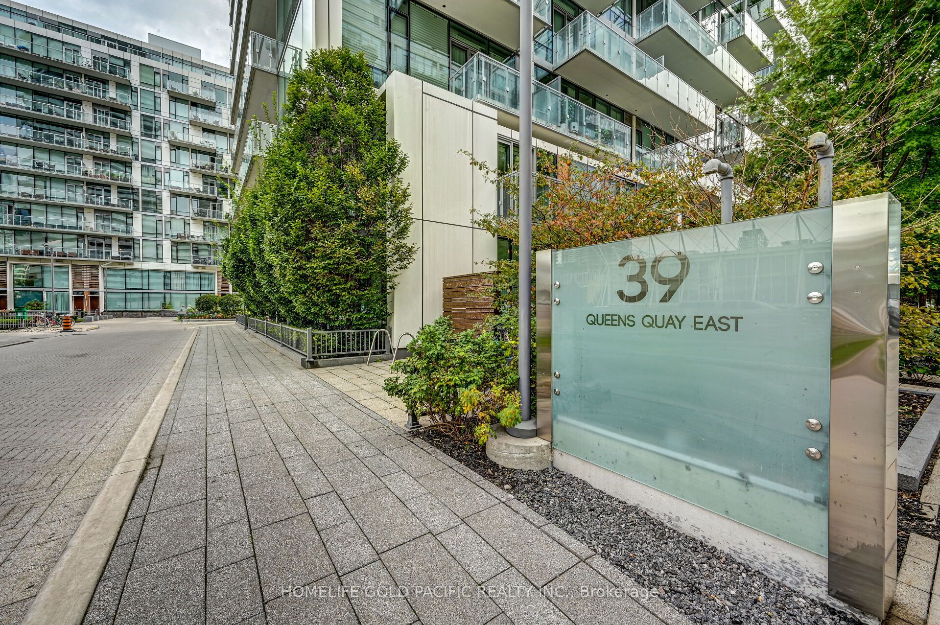 39 Queens Quay E 732, Toronto, ON M5E 0A5 photo 3