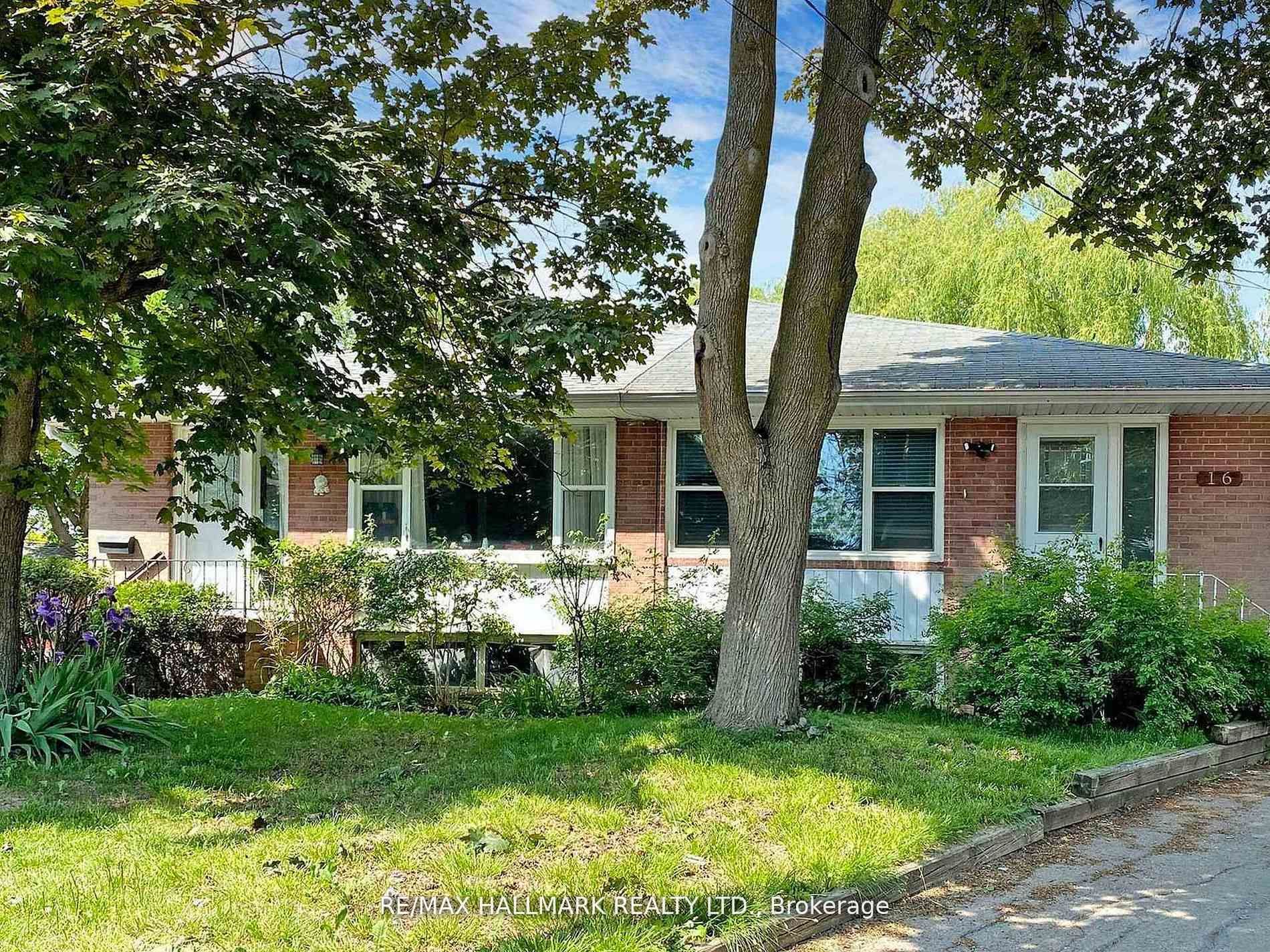 16 Dunboyne Court, Toronto, ON M2R 2B7 photo 2