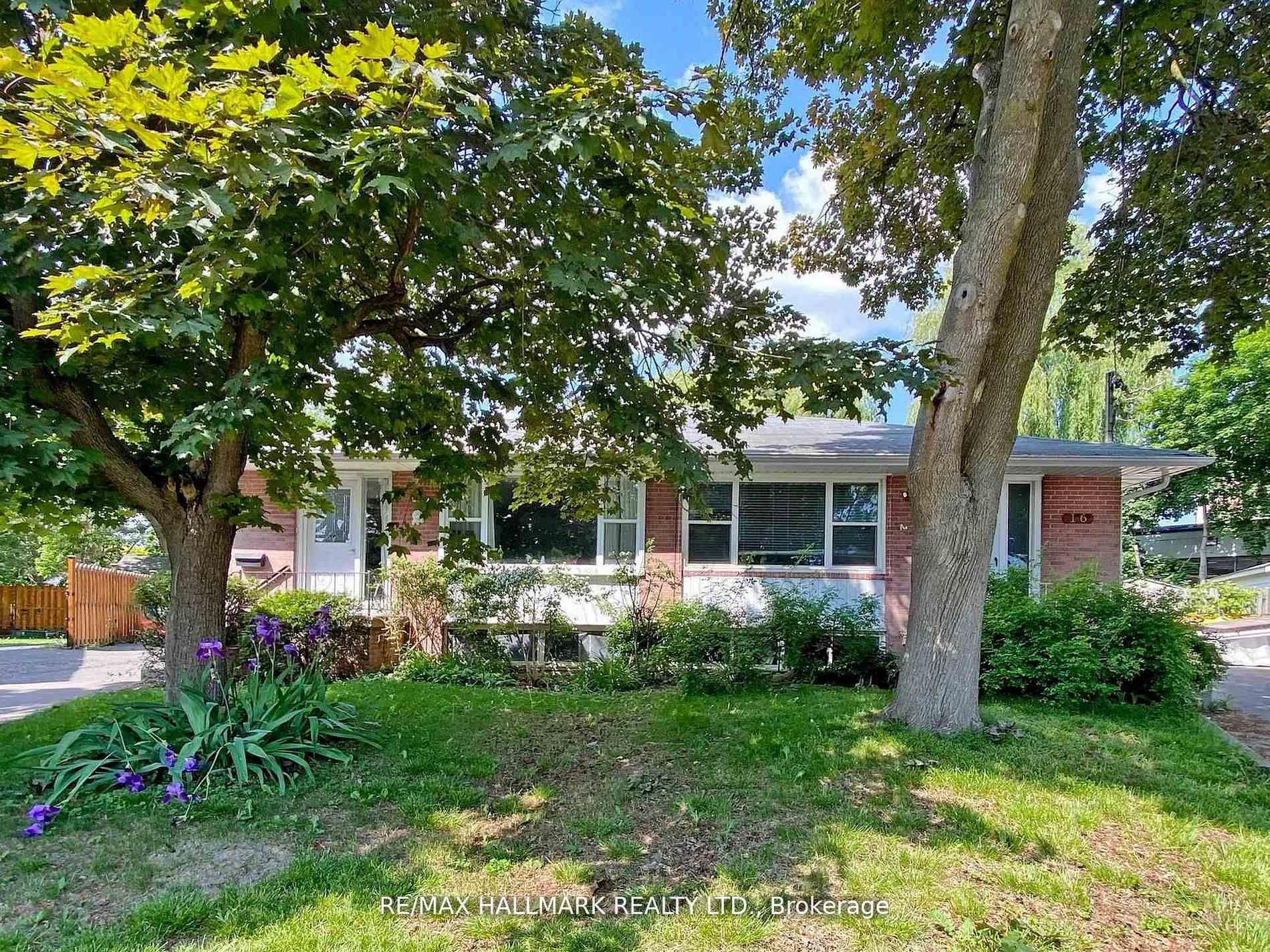 16 Dunboyne Court, Toronto, ON M2R 2B7 photo 4
