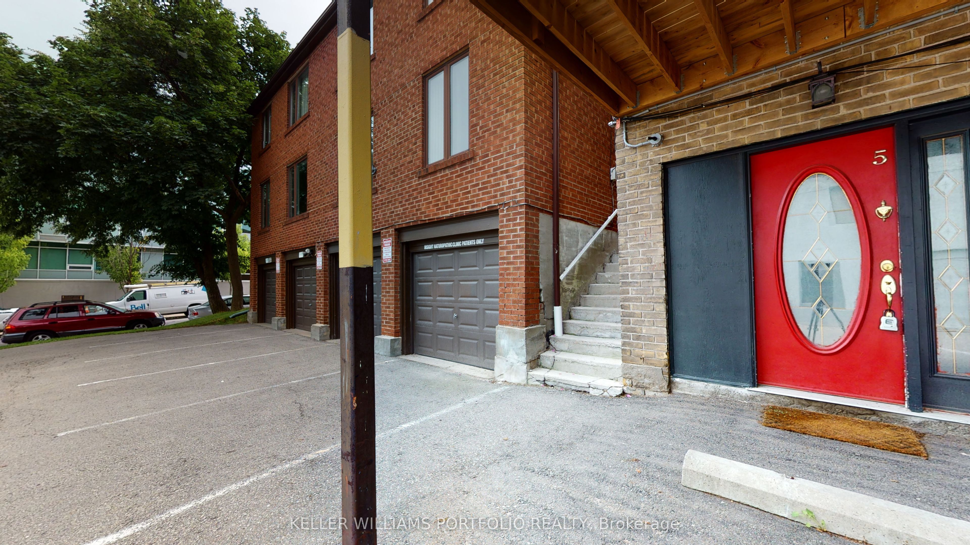 546 Eglinton Avenue E 5, Toronto, ON M4P 1N9 photo 4