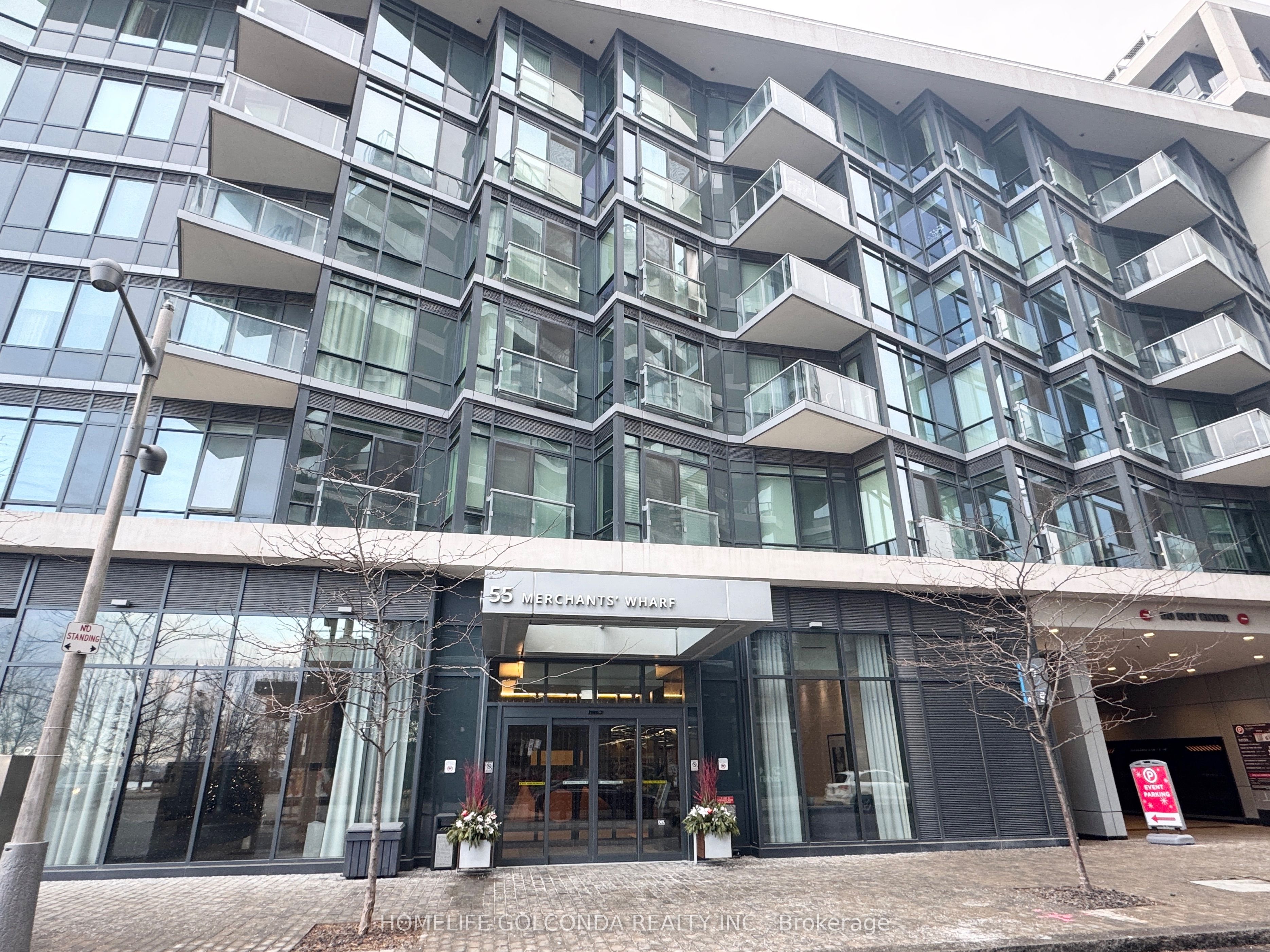 55 Merchants' Wharf Street 324, Toronto, ON M5A 0P2