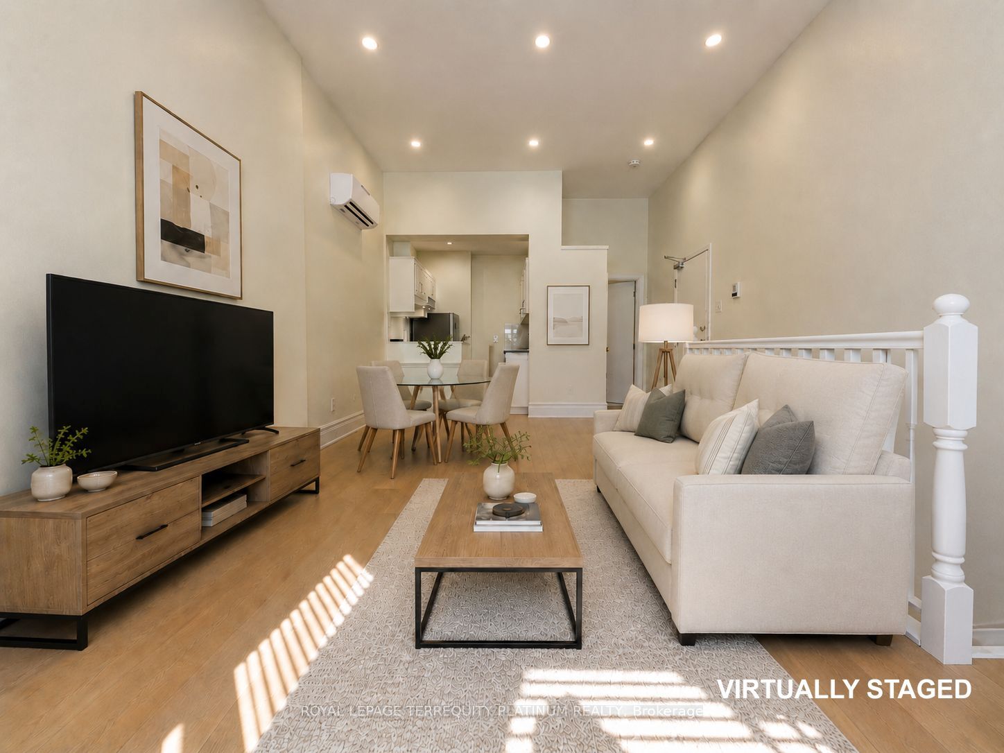 11 Beaconsfield Avenue 2/Main & Bsmnt, Toronto, ON M6J 3J1