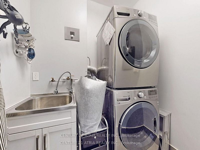 10 Gateway Boulevard 206, Toronto, ON M3C 3A1 photo 5