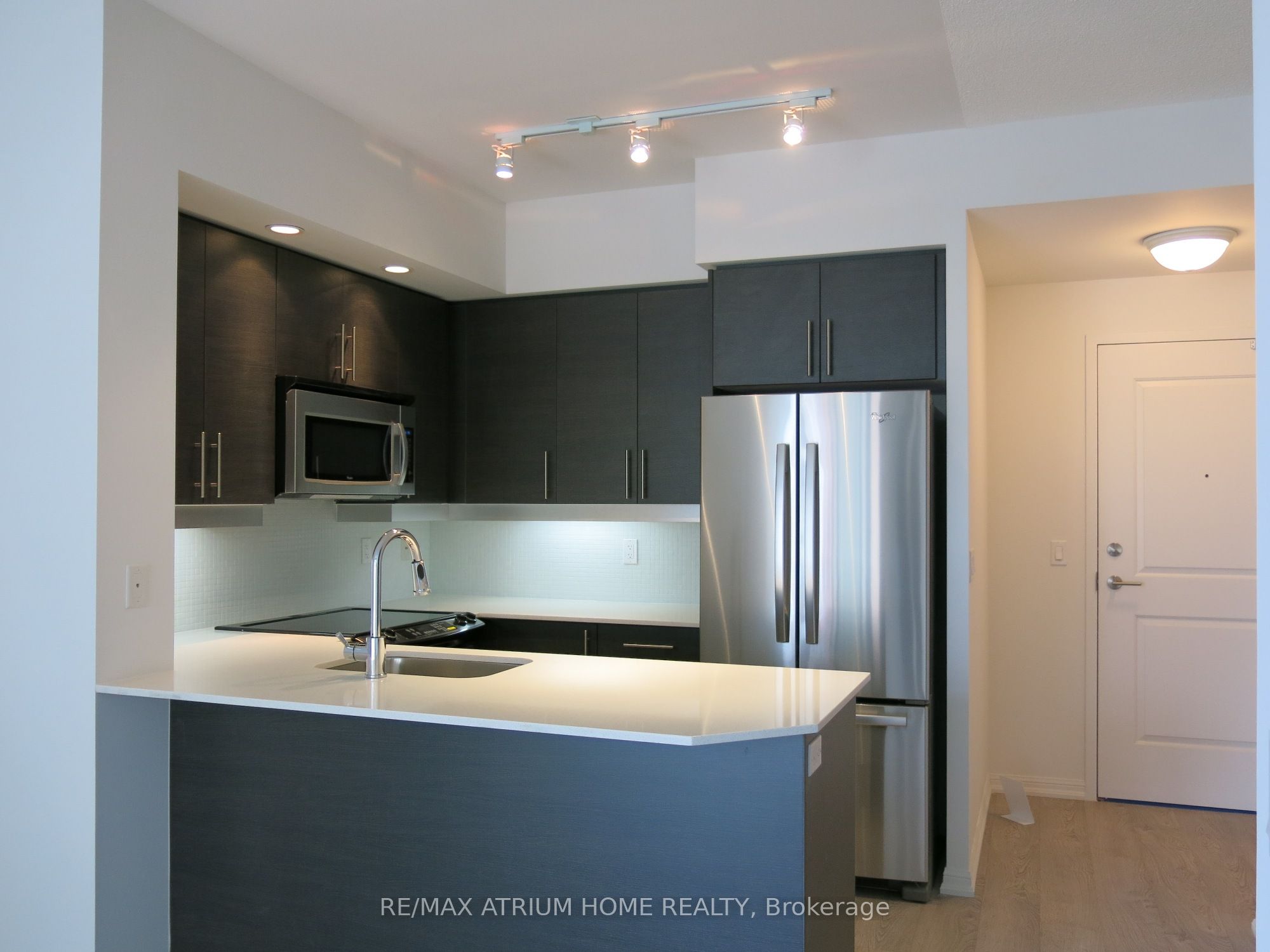 65 East Liberty Street 1509, Toronto, ON M6K 3R2 photo 3