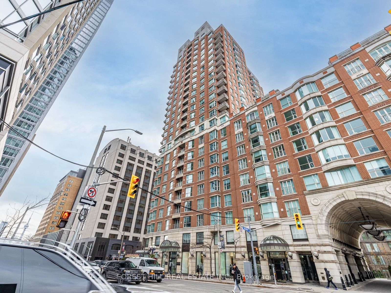 38 Avenue Road 2002, Toronto, ON M5R 2G2 photo 4