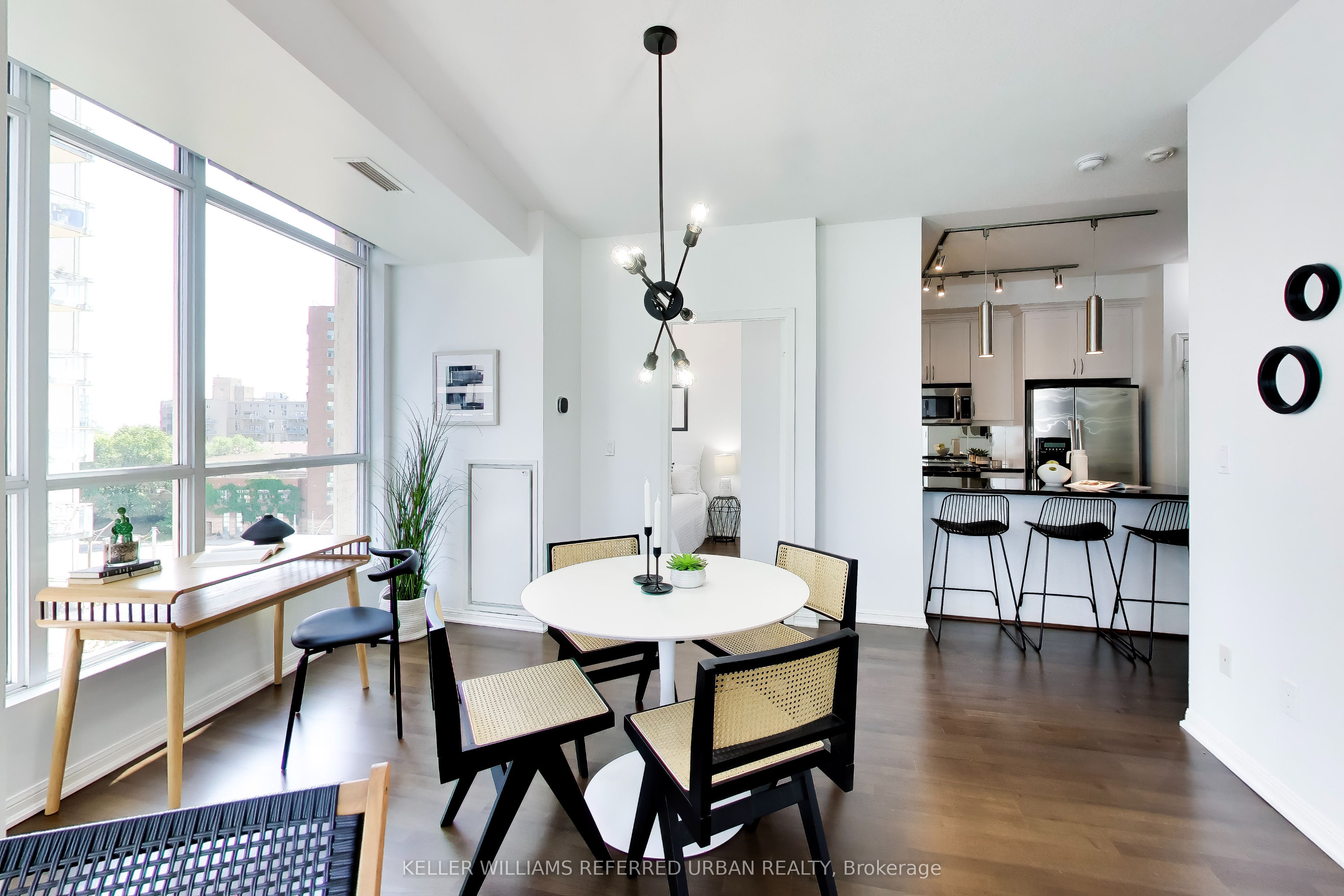628 Fleet Street 624, Toronto, ON M5V 1A8 photo 5