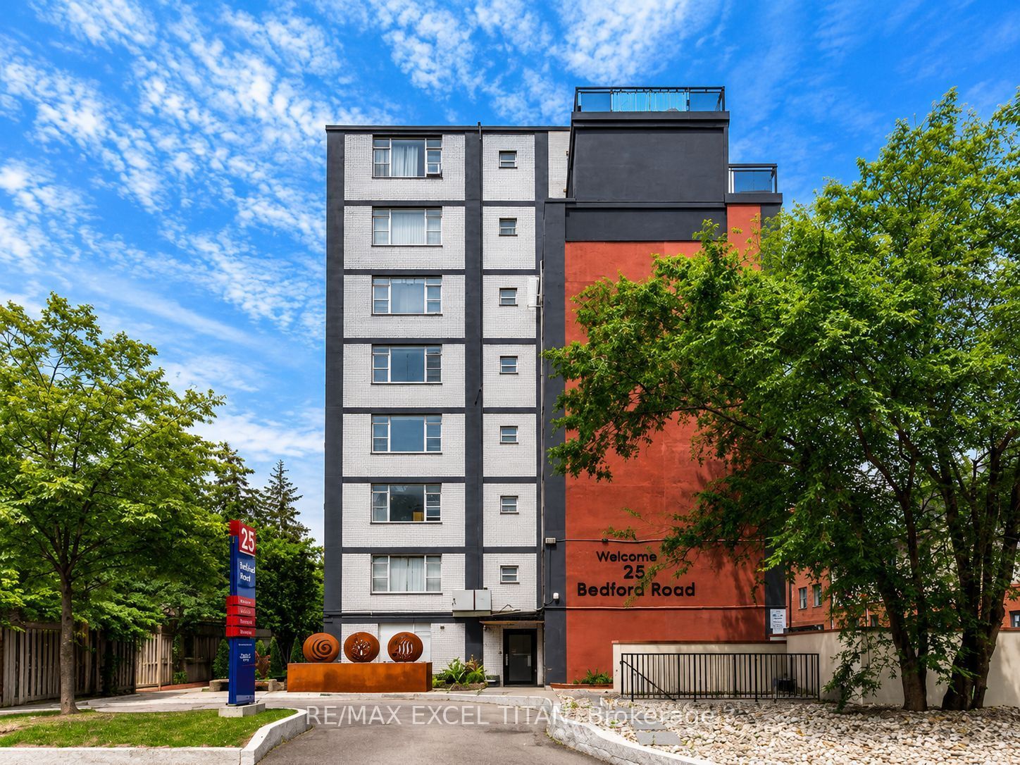 25 Bedford Road 407, Toronto, ON M5R 2K1 photo 2