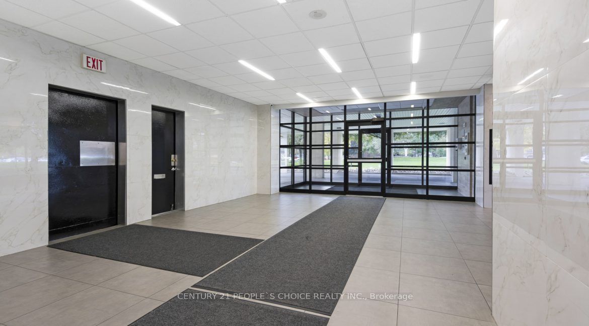 21 Welsford Gardens 207, Toronto, ON M3A 2P6 photo 5