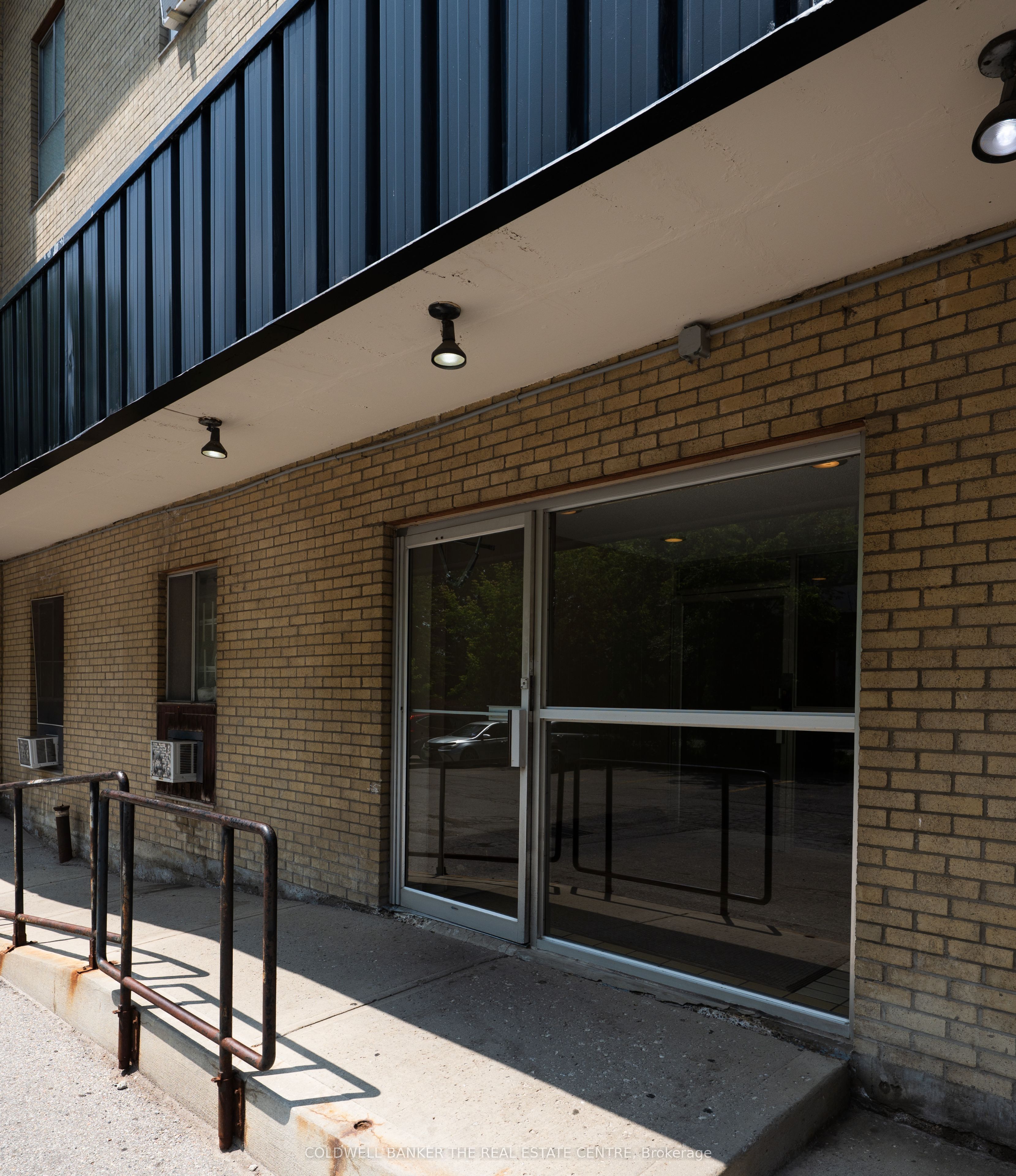 1690 Victoria Park Avenue 404, Toronto, ON M1R 1R1 photo 4