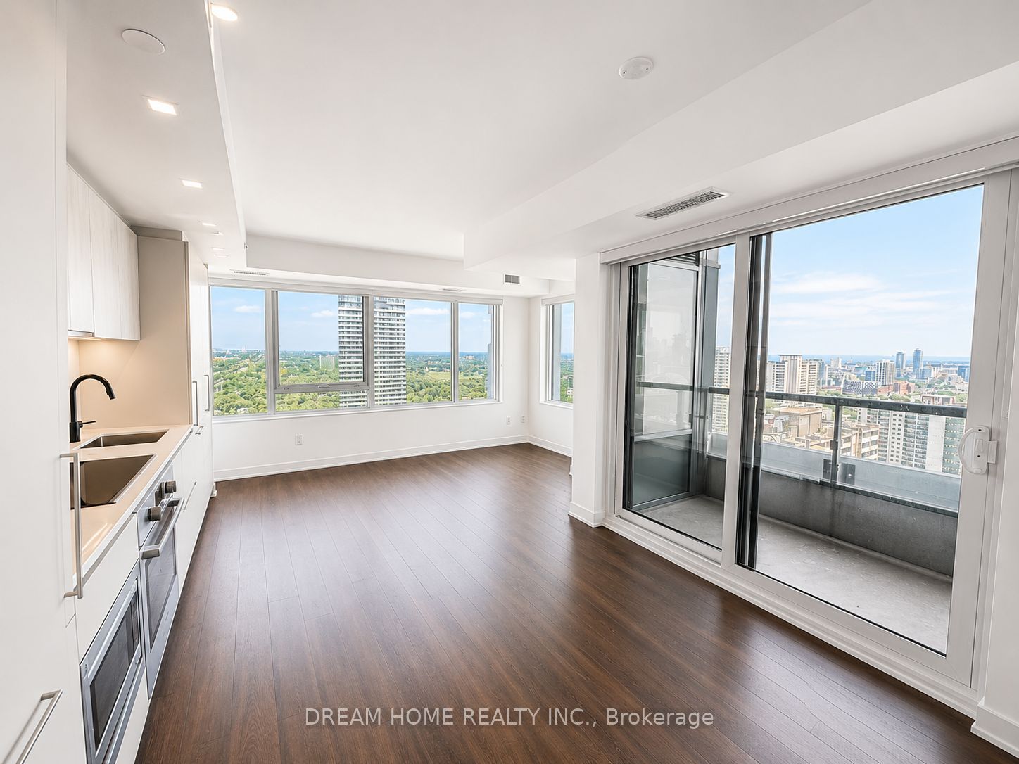 609 Sherbourne Street 3009, Toronto, ON M4X 0A4 photo 4