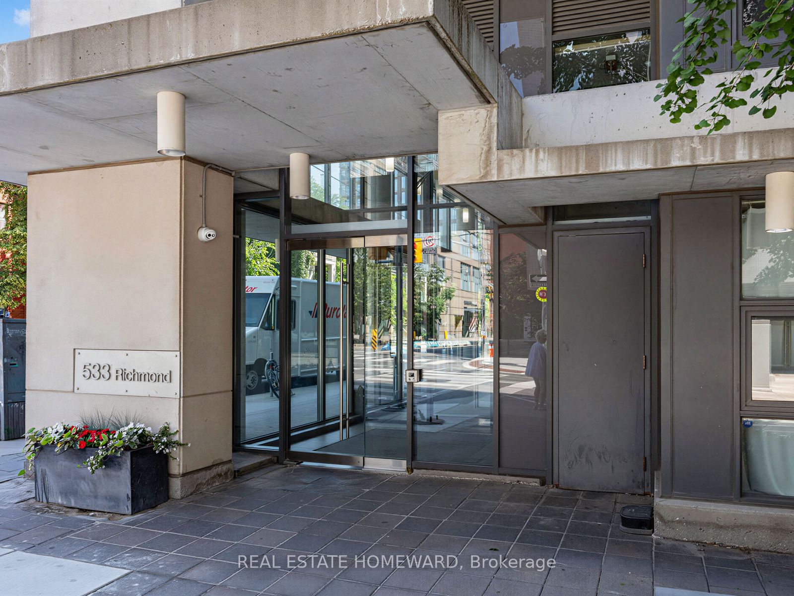 533 Richmond Street W 706, Toronto, ON M5V 3Y1 photo 5