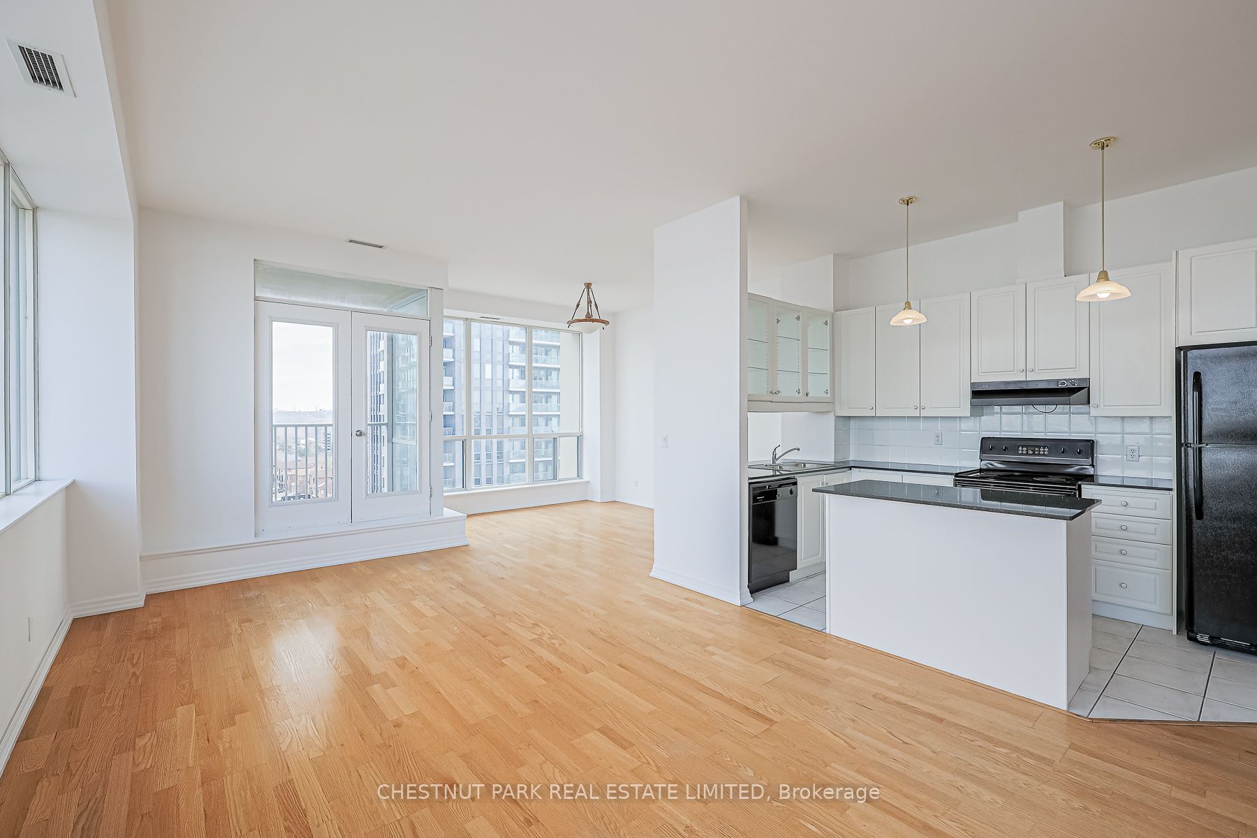 797 Don Mills Road 808, Toronto, ON M3C 1V1 photo 5