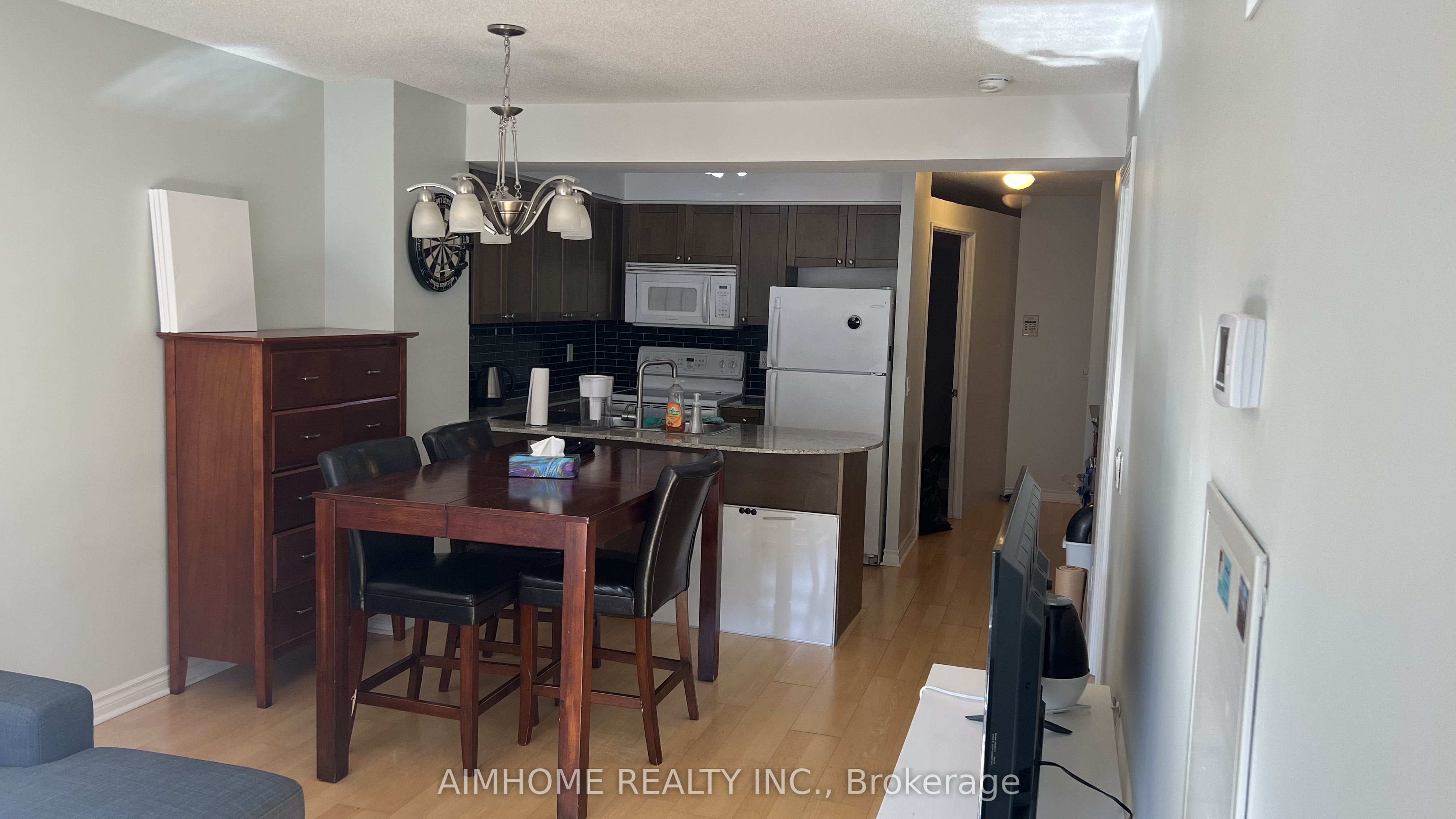 763 Bay Street 503, Toronto, ON M5G 2R3 photo 3
