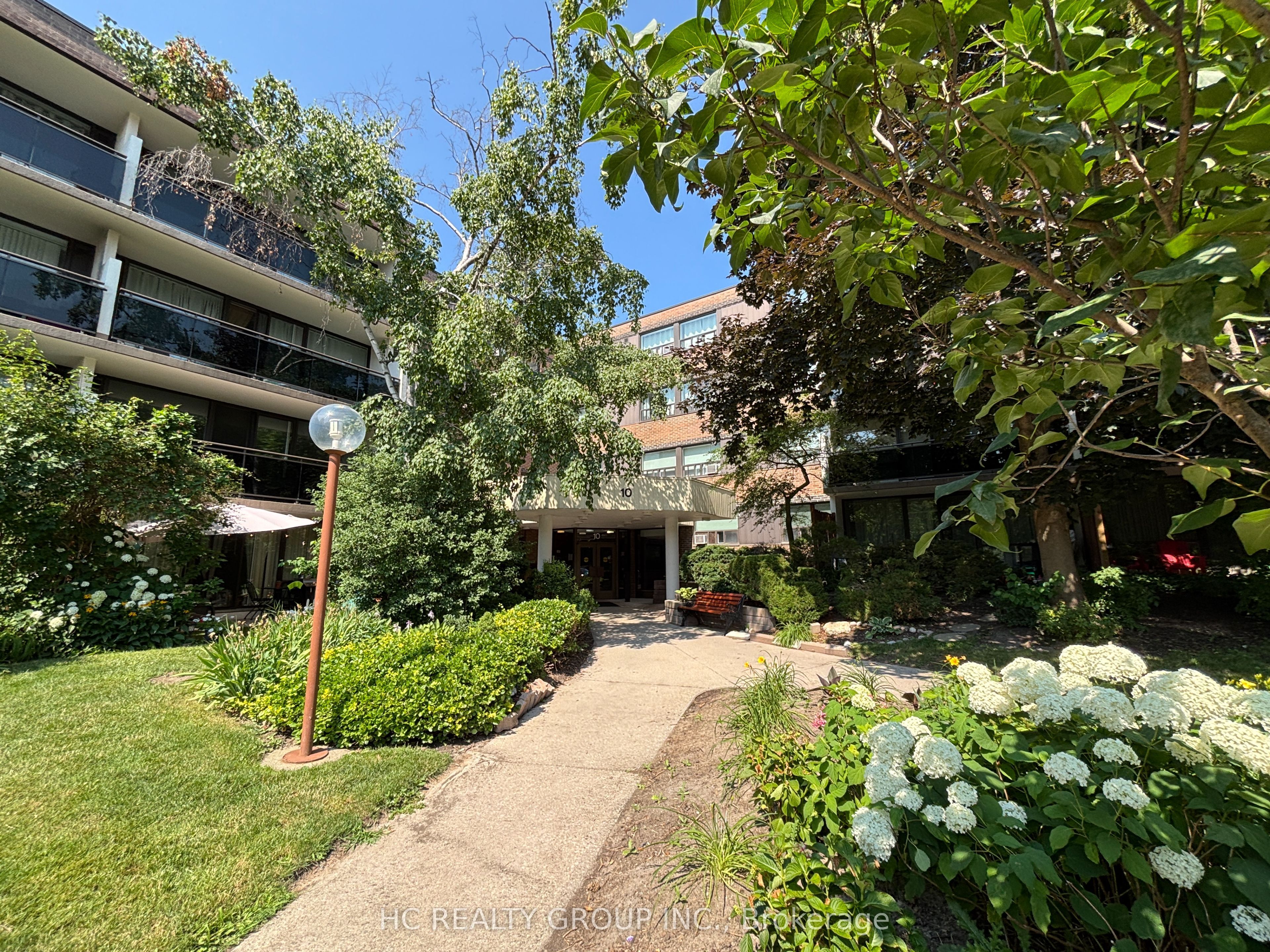 10 Sunrise Avenue 419, Toronto, ON M4R 2R1 photo 2