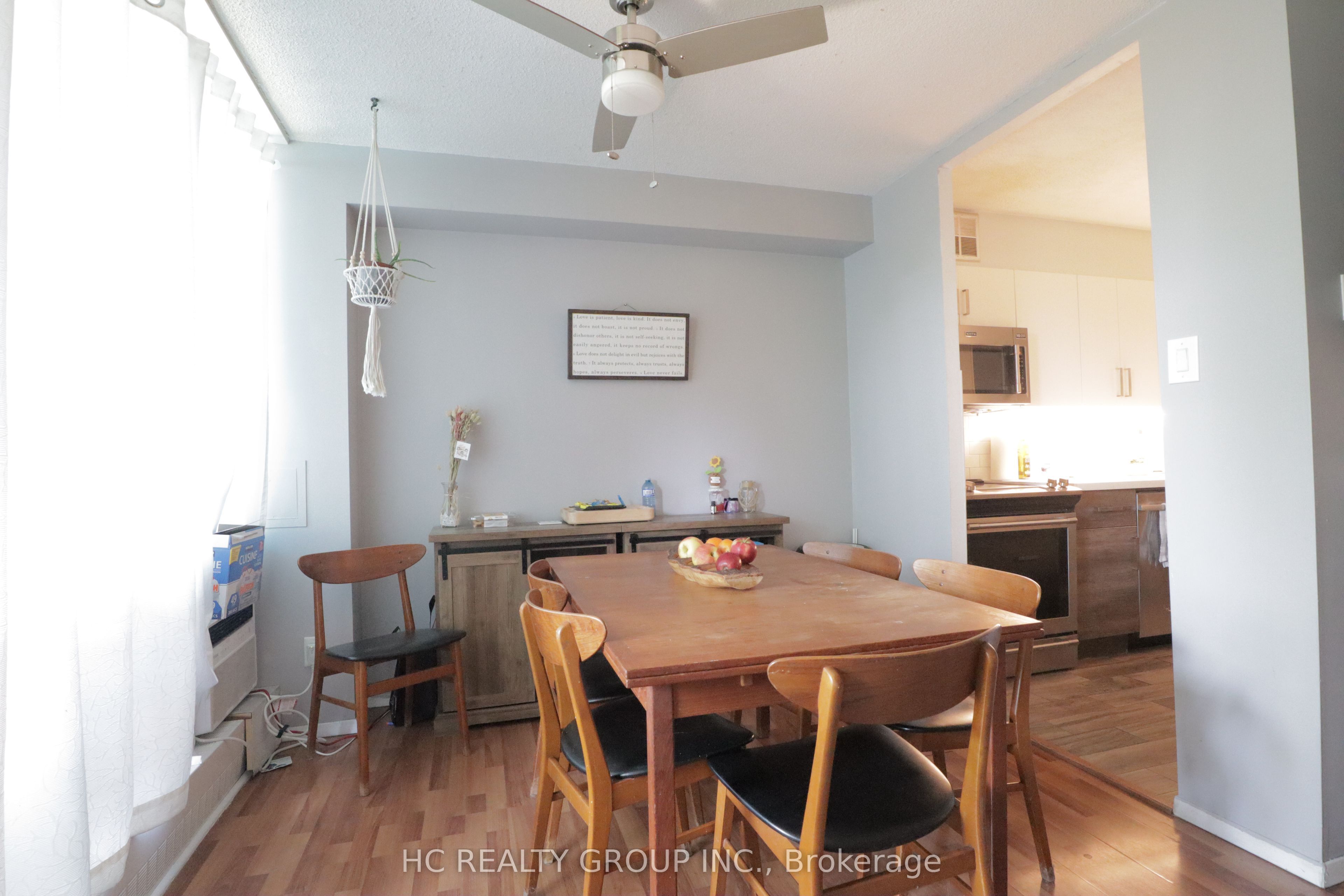 10 Sunrise Avenue 419, Toronto, ON M4R 2R1 photo 5