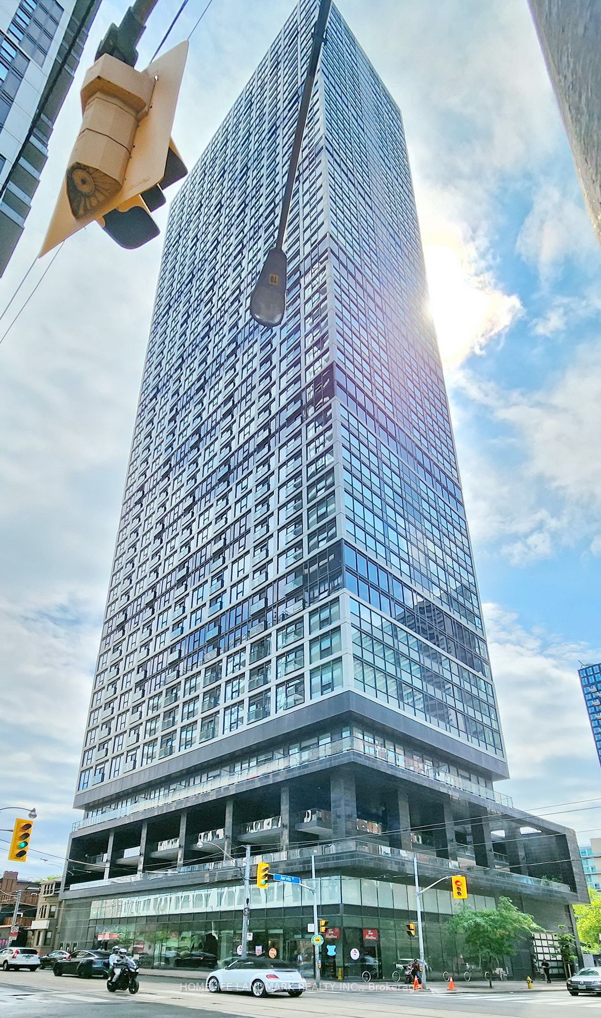 181 Dundas Street E 3611, Toronto, ON M5A 0N5 photo 2