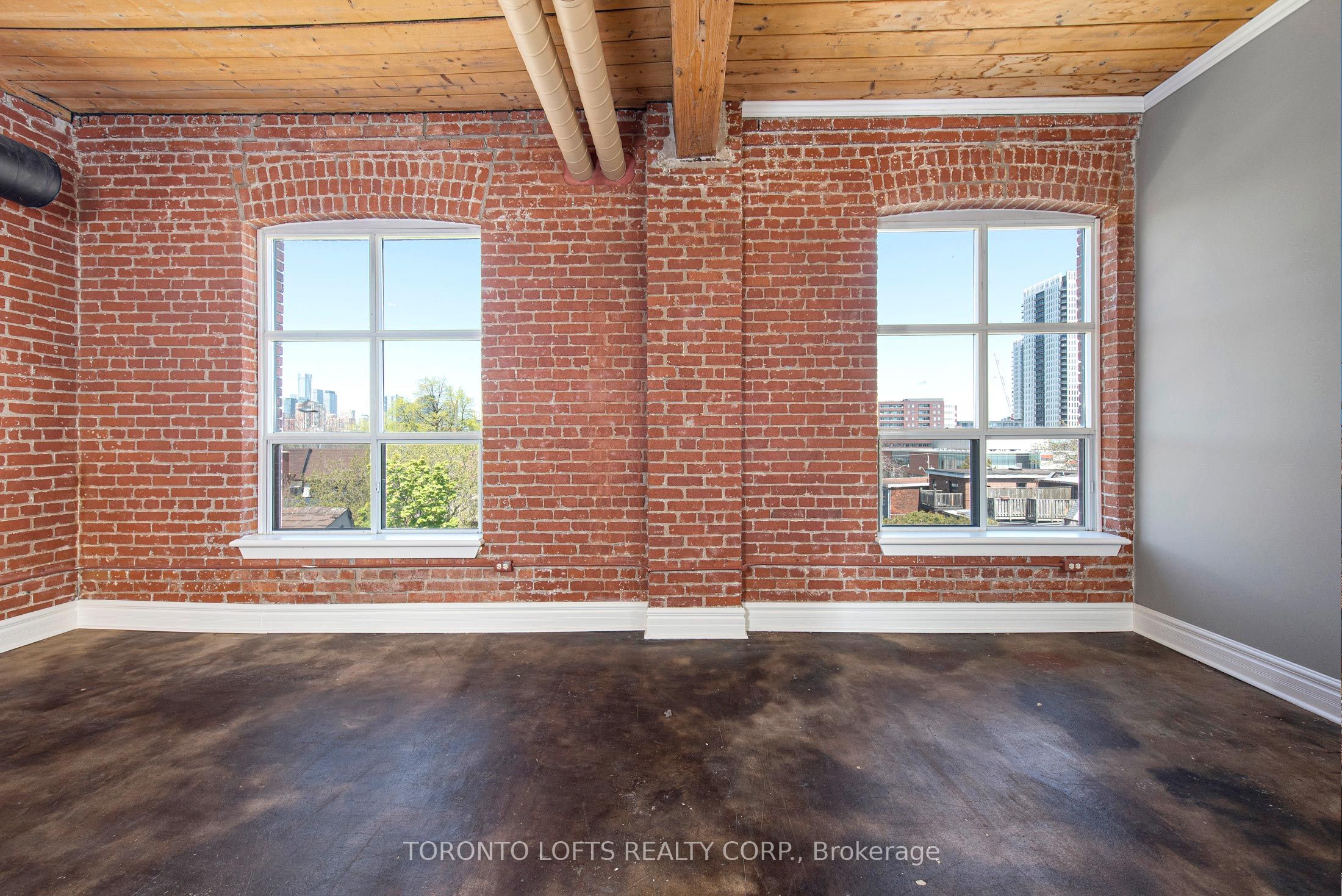 426 Queen Street E 405, Toronto, ON M5A 1T4 photo 2