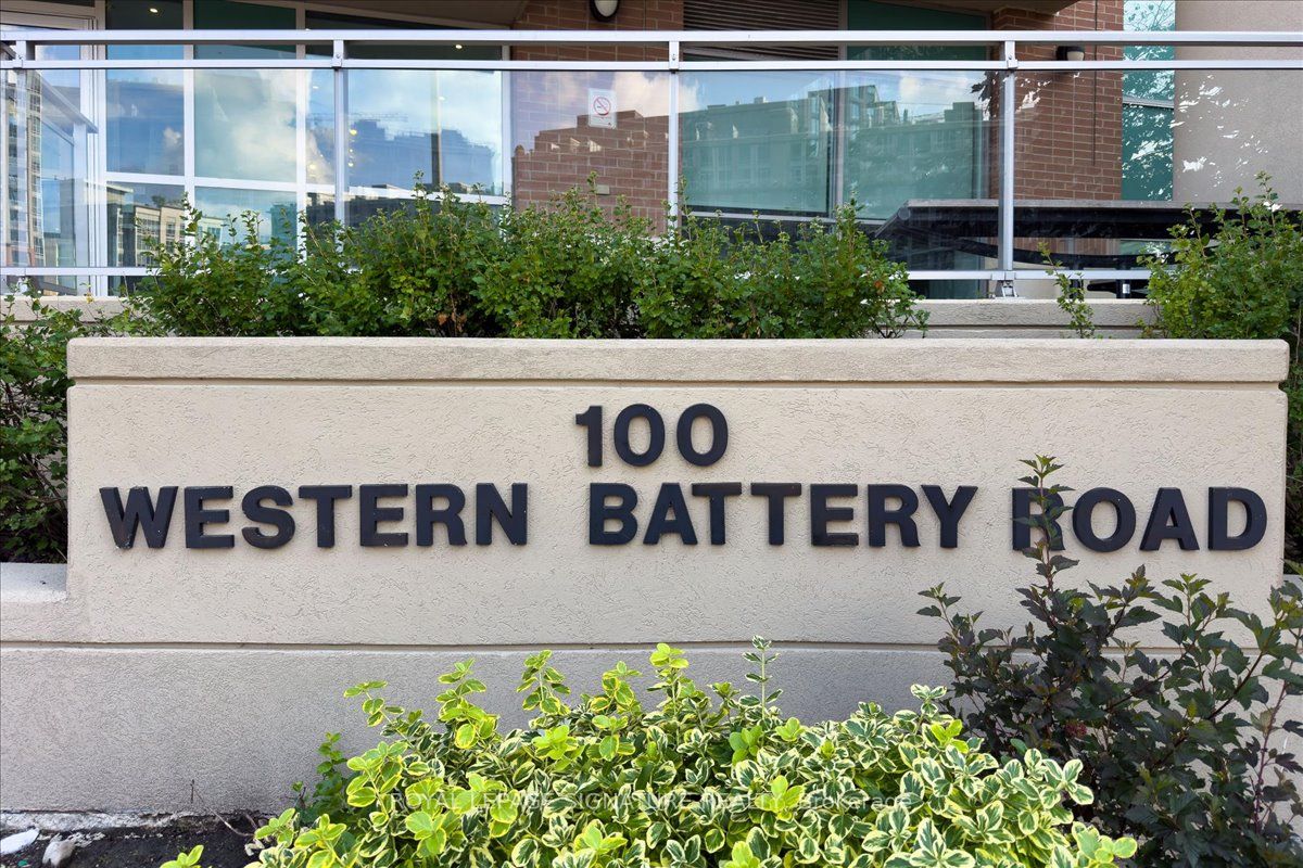 100 Western Battery Road 702, Toronto, ON M6K 3S2 photo 3