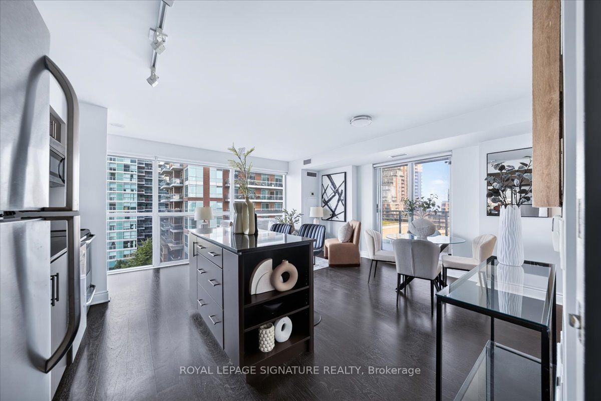 100 Western Battery Road 702, Toronto, ON M6K 3S2 photo 4