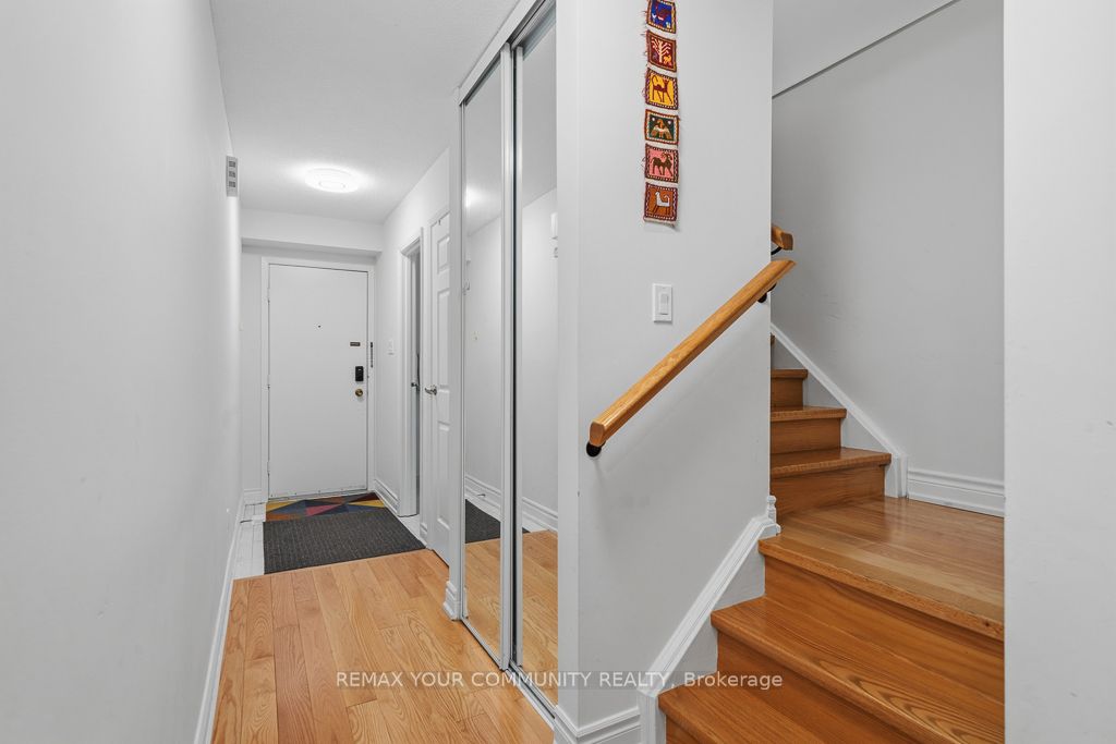 15 Clematis Road, Toronto, ON M2J 4X1 photo 3