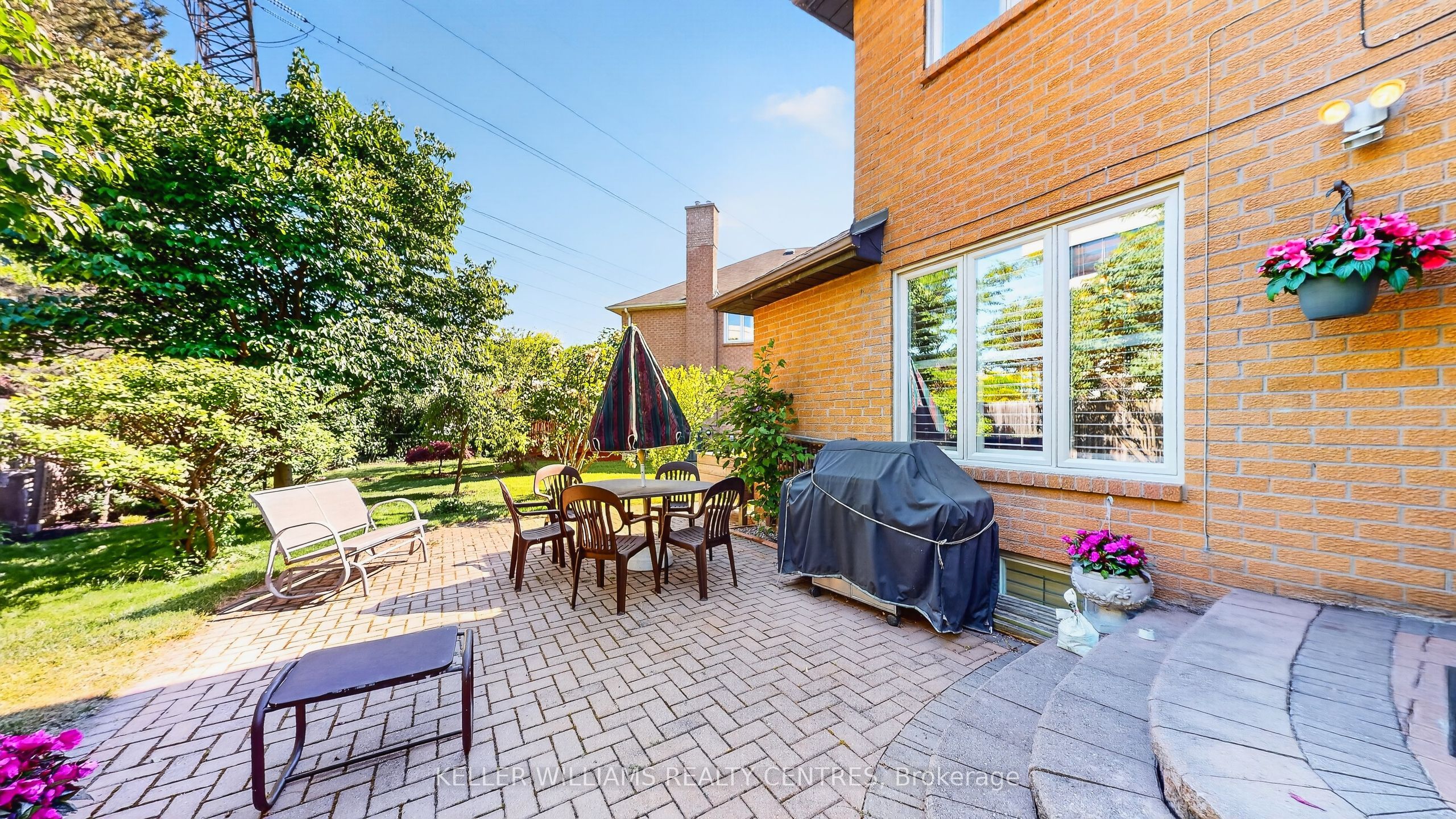 69 Gustav Crescent, Toronto, ON M2M 4G9 photo 2