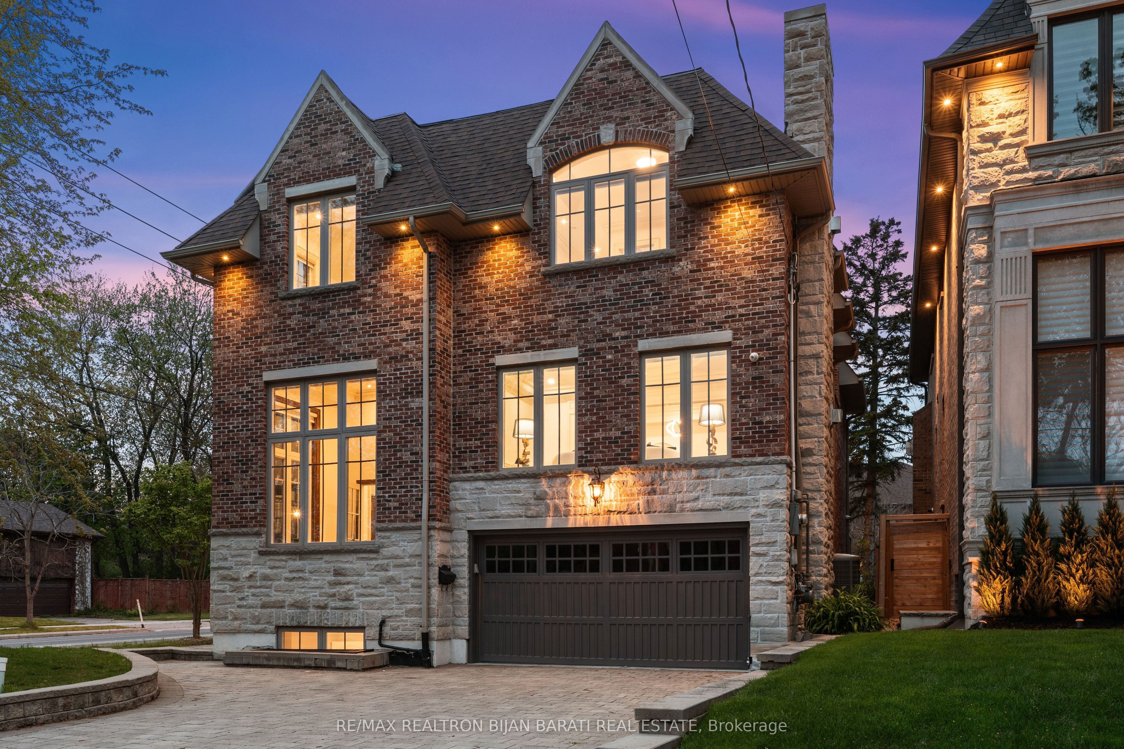 122 Holmes Avenue, Toronto, ON M2N 4M6 photo 2
