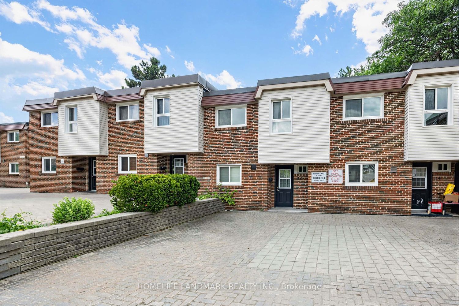 67 Godstone Road 112, Toronto, ON M2J 3C8 photo 2