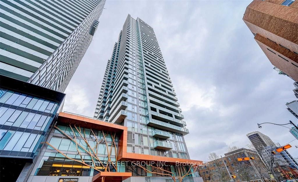 50 Wellesley Street E 2906, Toronto, ON M4Y 1G2