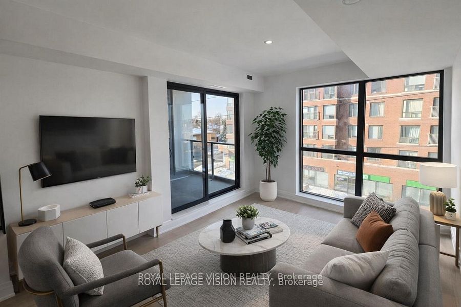 505 Glencairn Avenue 307, Toronto, ON M6B 0B2 photo 4
