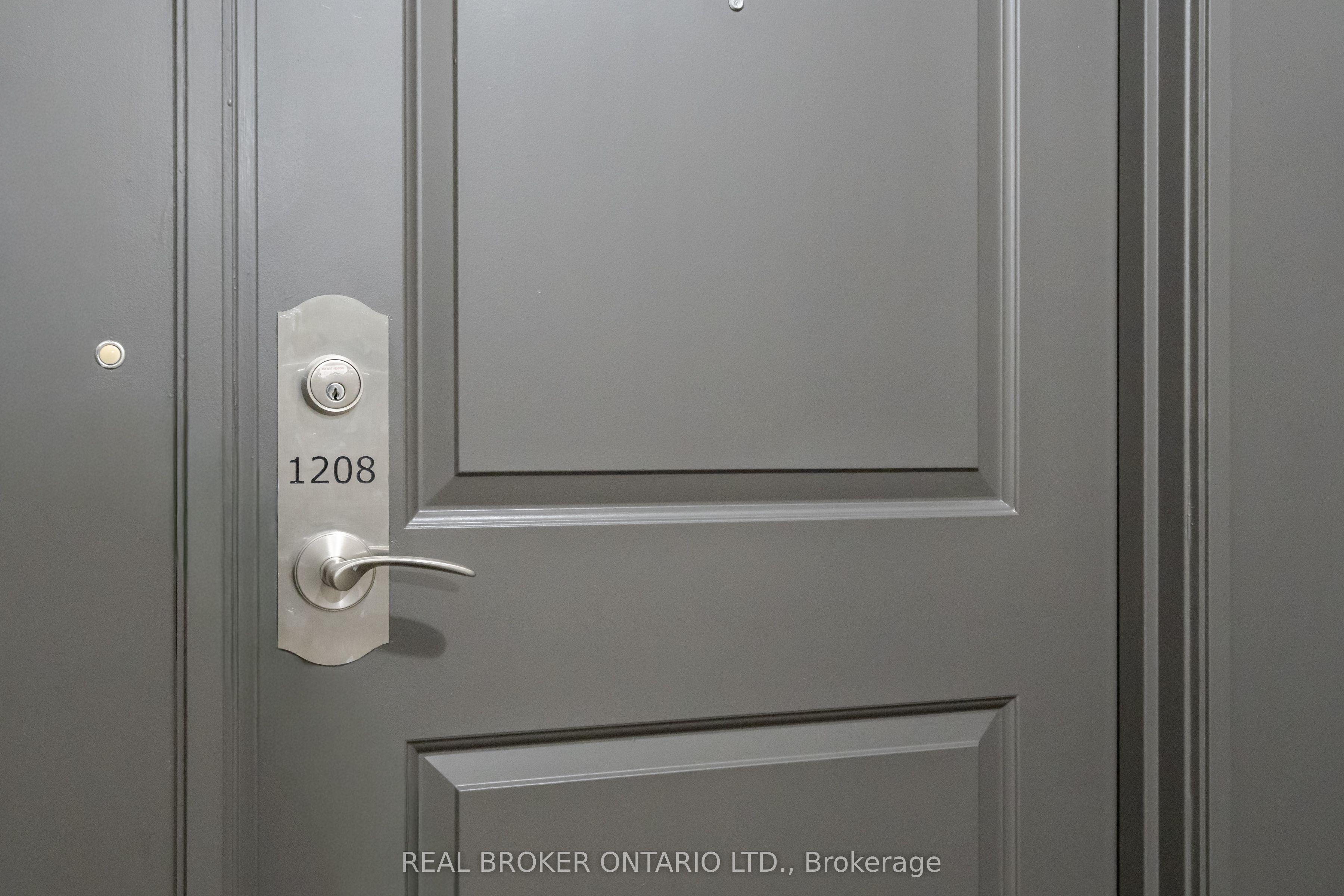 133 Wynford Drive 1208, Toronto, ON M3C 0J5 photo 3