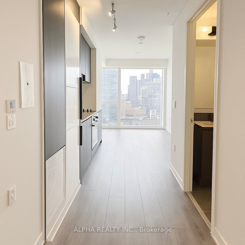 82 Dalhousie Street 1207, Toronto, ON M5B 1Y7 photo 5