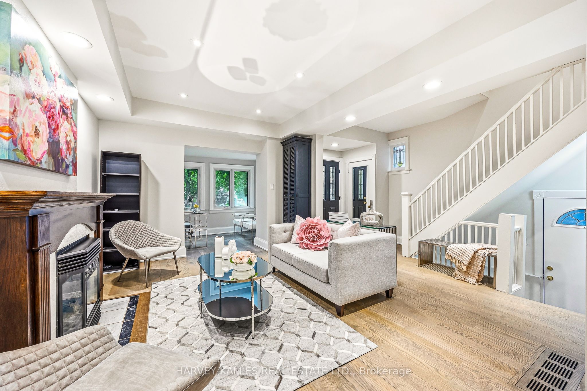 232 Belsize Drive, Toronto, ON M4S 1M4 photo 5