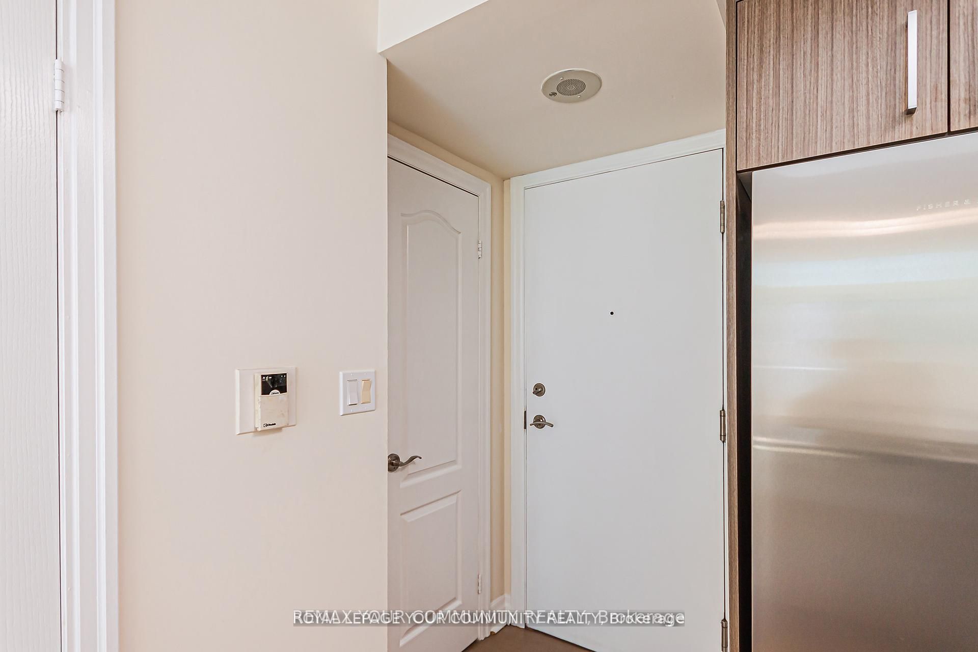 188 Doris Avenue 1214, Toronto, ON M2N 6Z5 photo 5