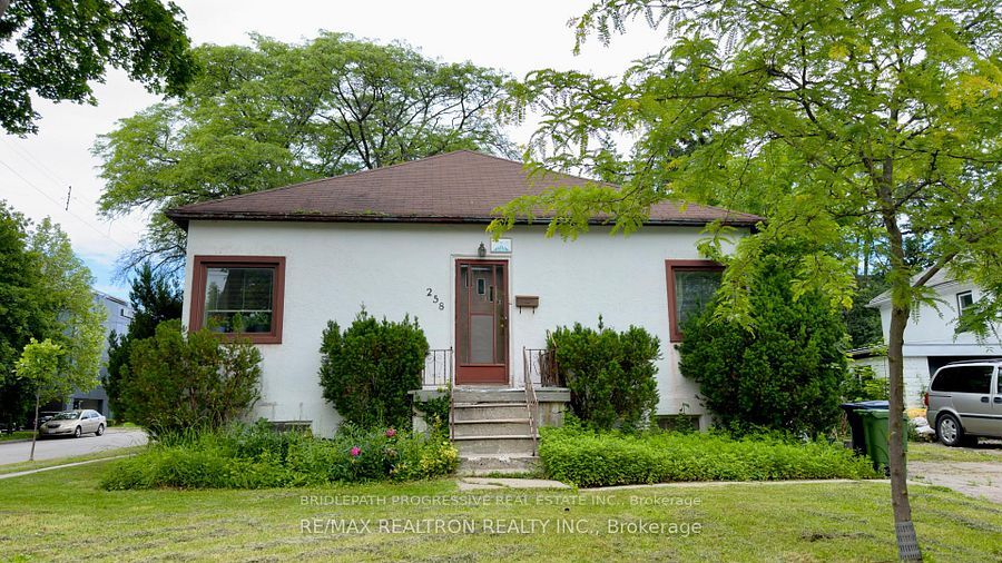 258 Bogert Avenue, Toronto, ON M2N 1L3 photo 2