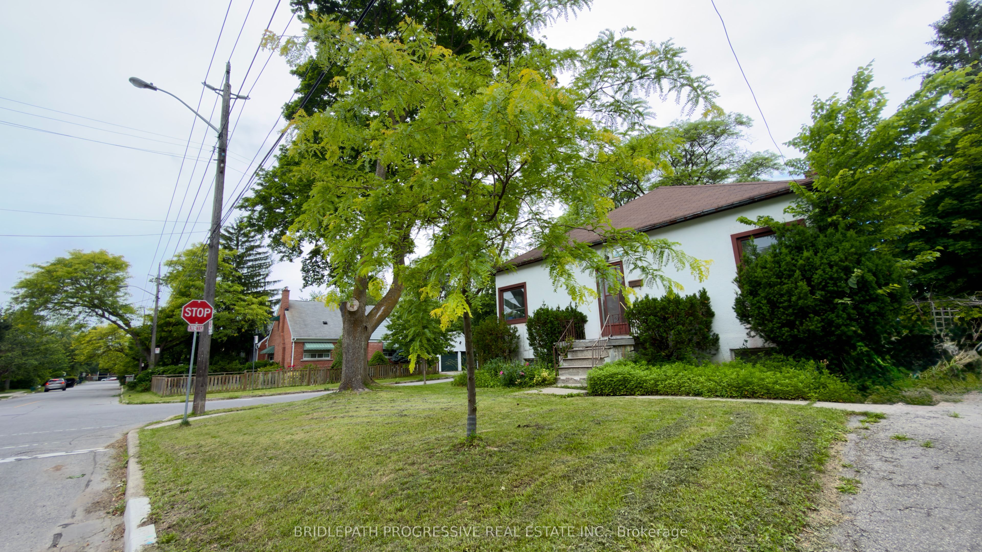 258 Bogert Avenue, Toronto, ON M2N 1L3 photo 4