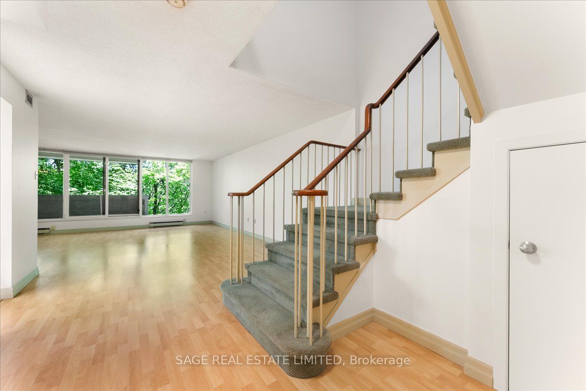 360 Bloor Street E 209, Toronto, ON M4W 3M3 photo 2