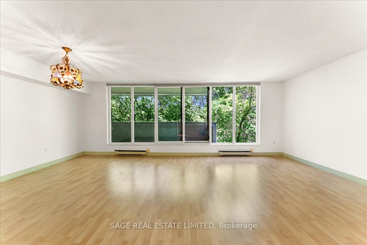360 Bloor Street E 209, Toronto, ON M4W 3M3 photo 3