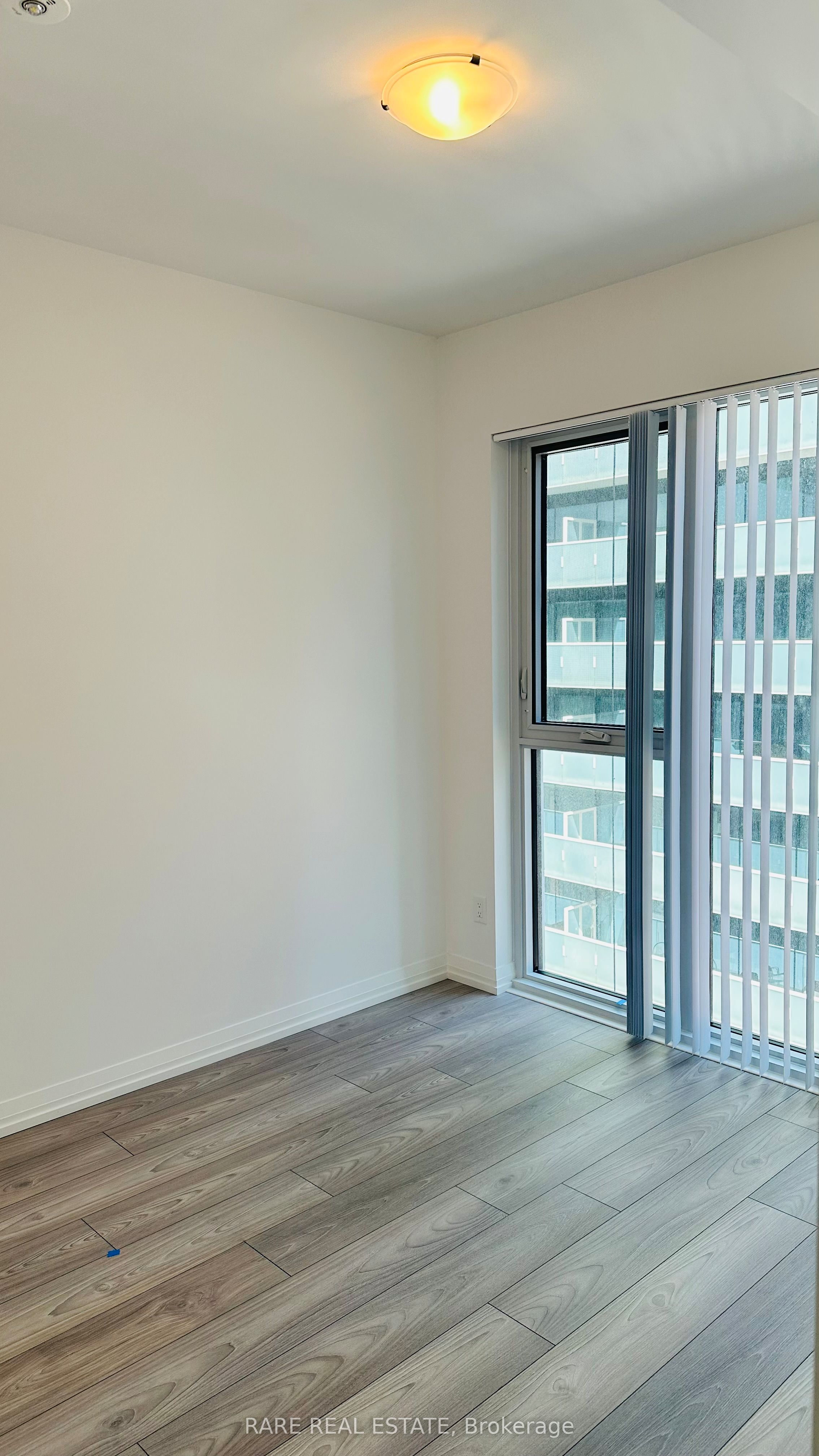 400 King Street W 1003, Toronto, ON M5V 0X8 photo 5