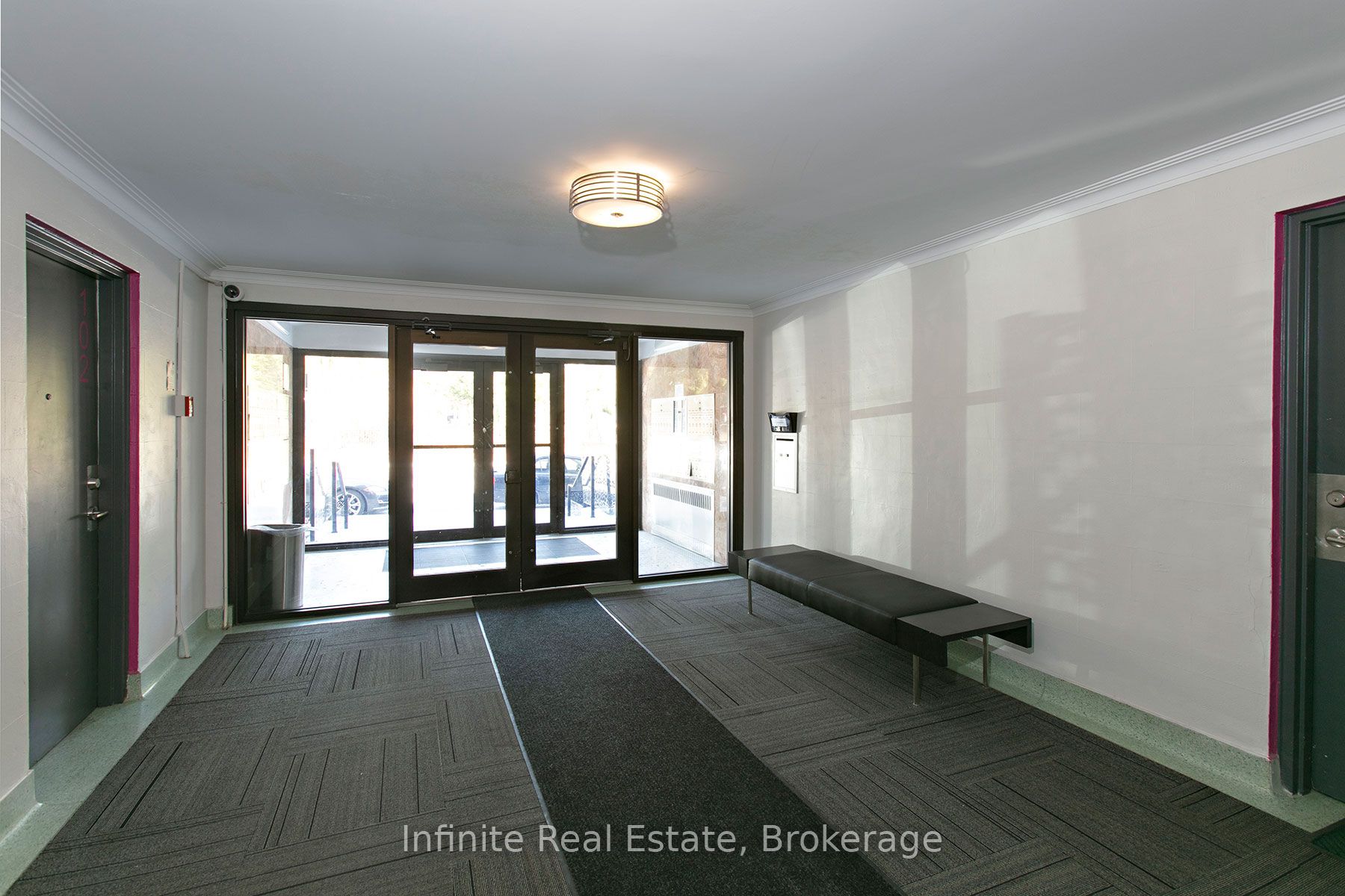 1291 Bayview Avenue 303, Toronto, ON M4G 2Z9 photo 3