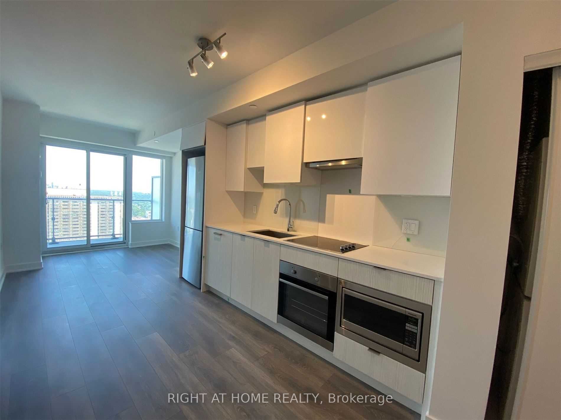 99 Broadway Avenue 2912, Toronto, ON M4P 0E3 photo 3