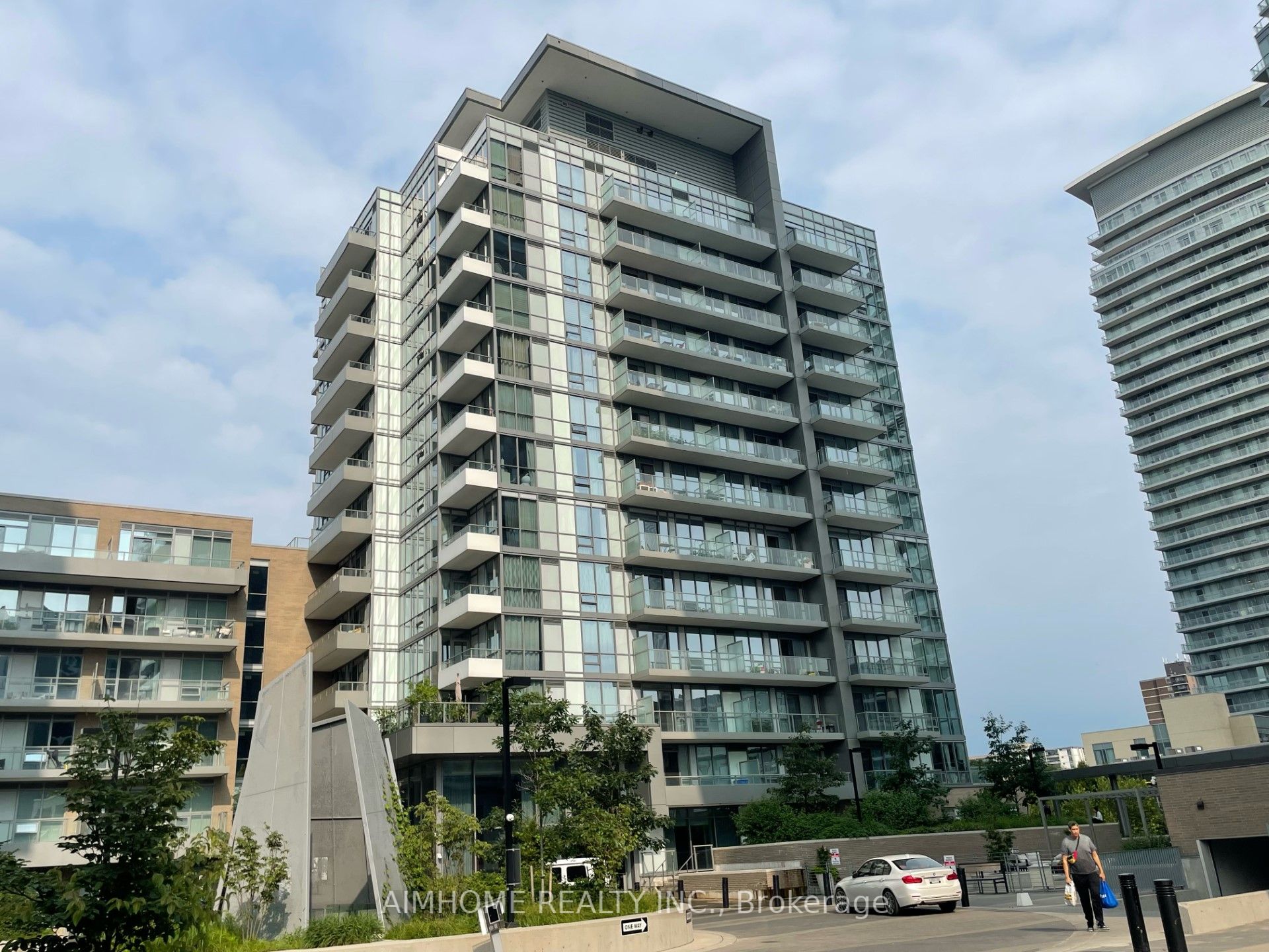 52 Forest Manor Road 1305, Toronto, ON M2J 0E2
