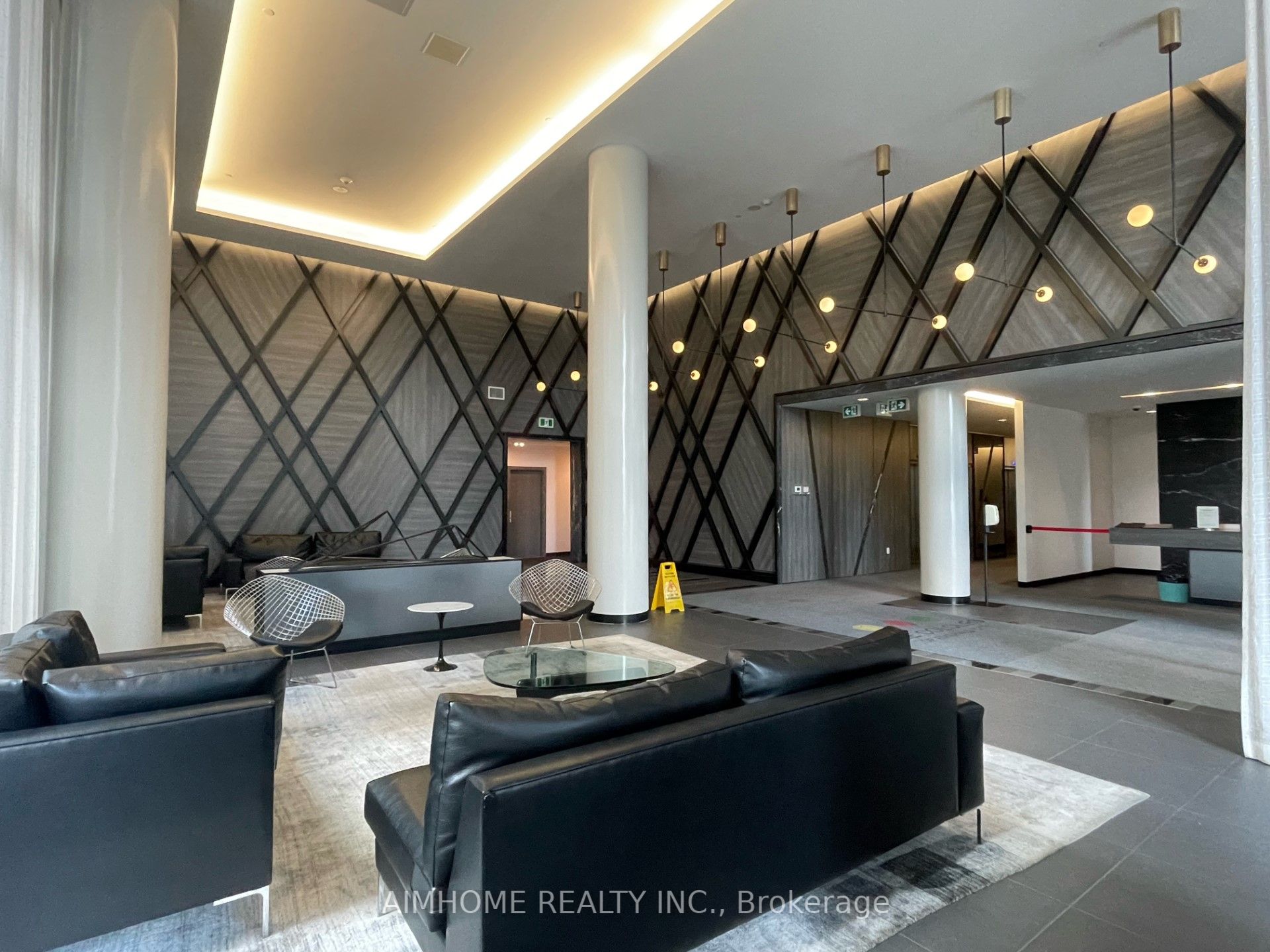 52 Forest Manor Road 1305, Toronto, ON M2J 0E2 photo 2