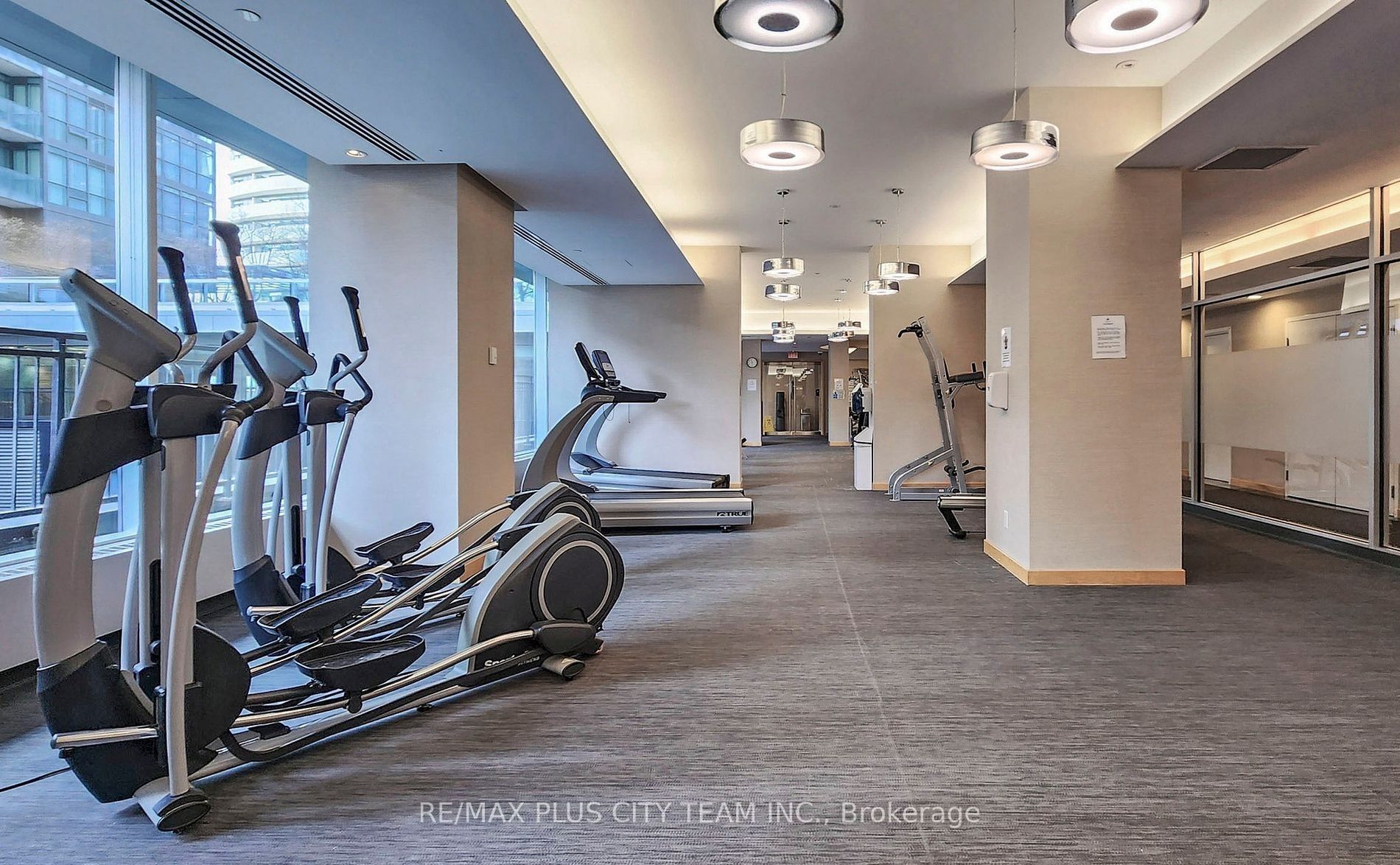 65 Bremner Boulevard 2206, Toronto, ON M5J 0A7 photo 4