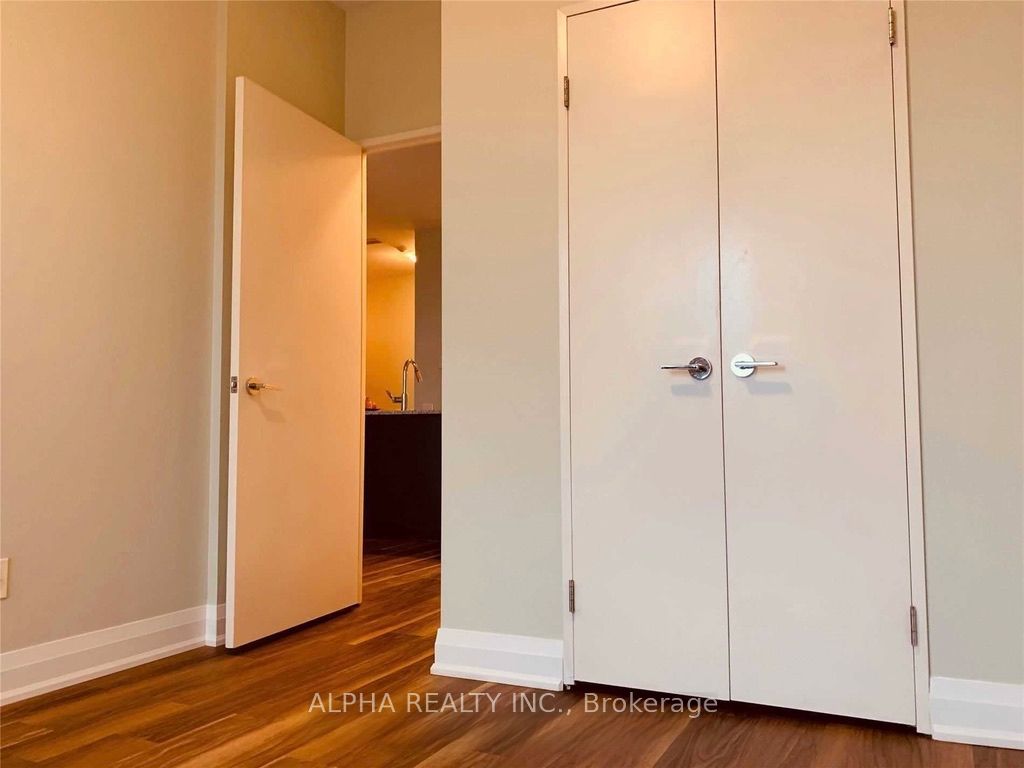 83 Redpath Avenue 1905, Toronto, ON M4S 2J9 photo 4