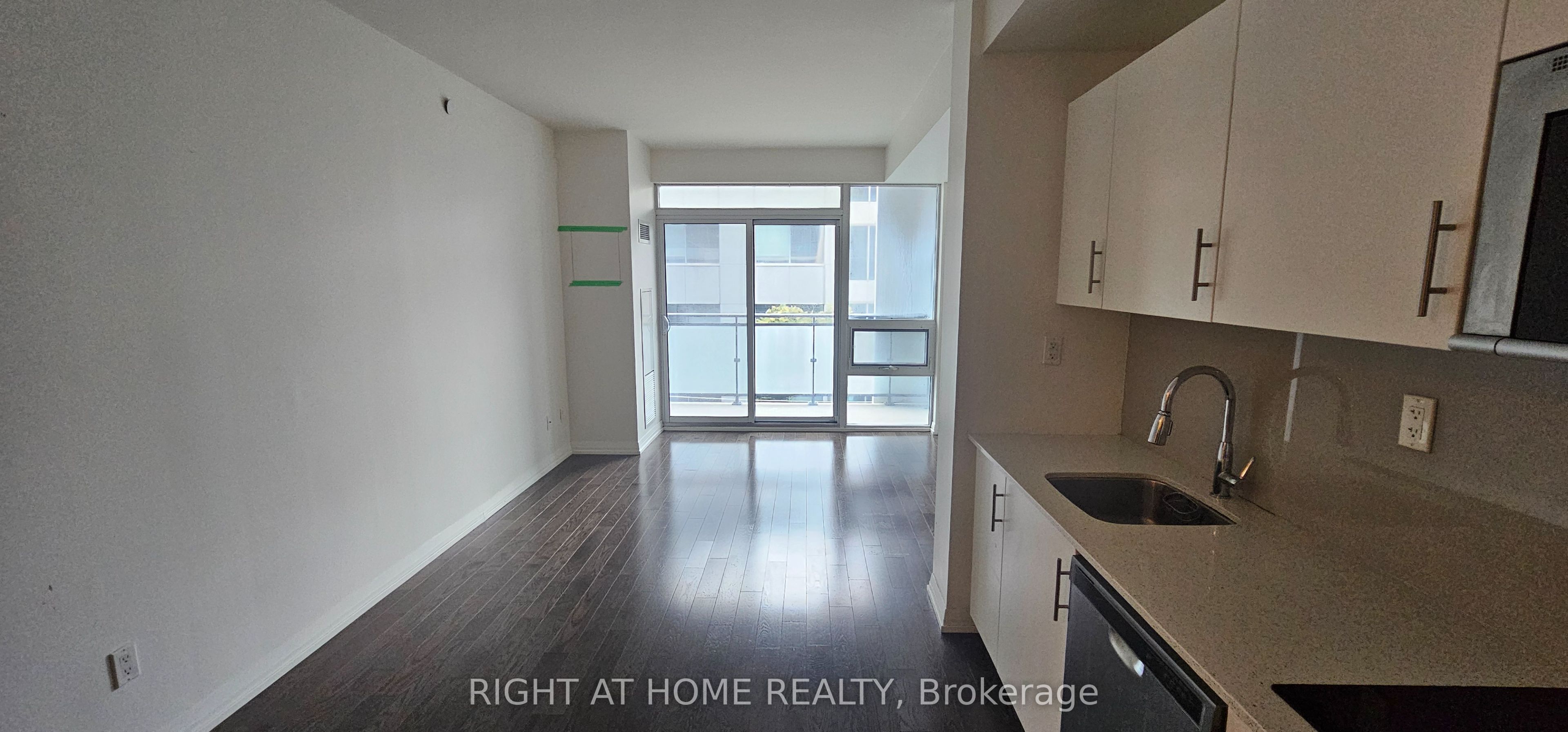 460 Adelaide Street E 632, Toronto, ON M5A 0E7 photo 3