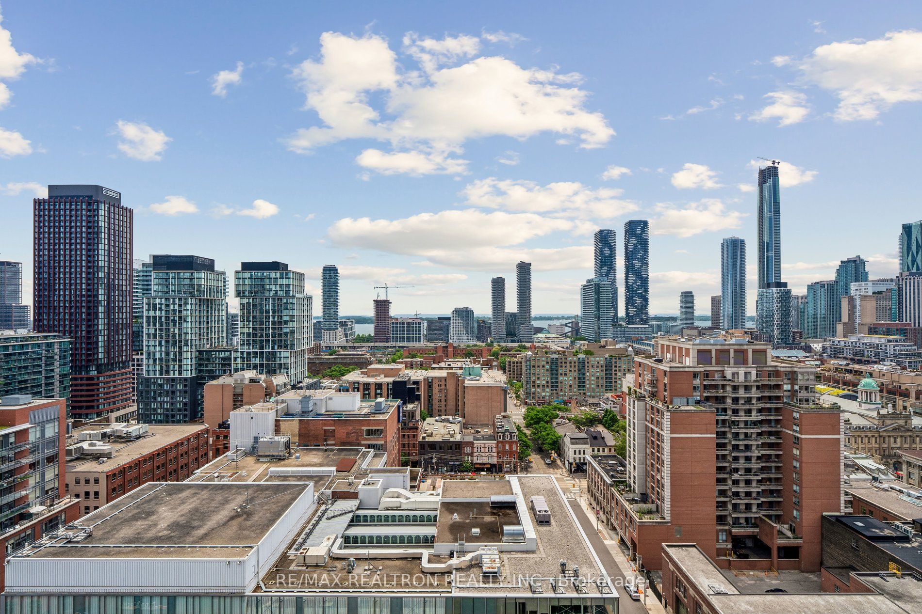 105 George Street 1910, Toronto, ON M5A 0L4 photo 2