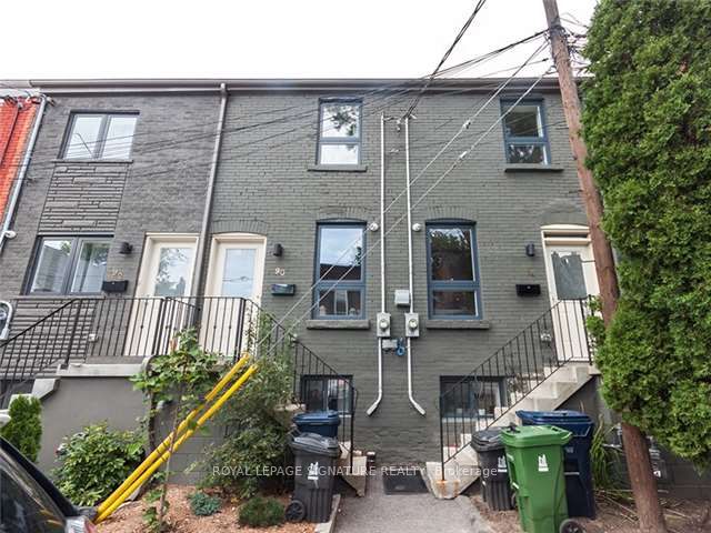 88 Mitchell Avenue, Toronto, ON M6J 1B9