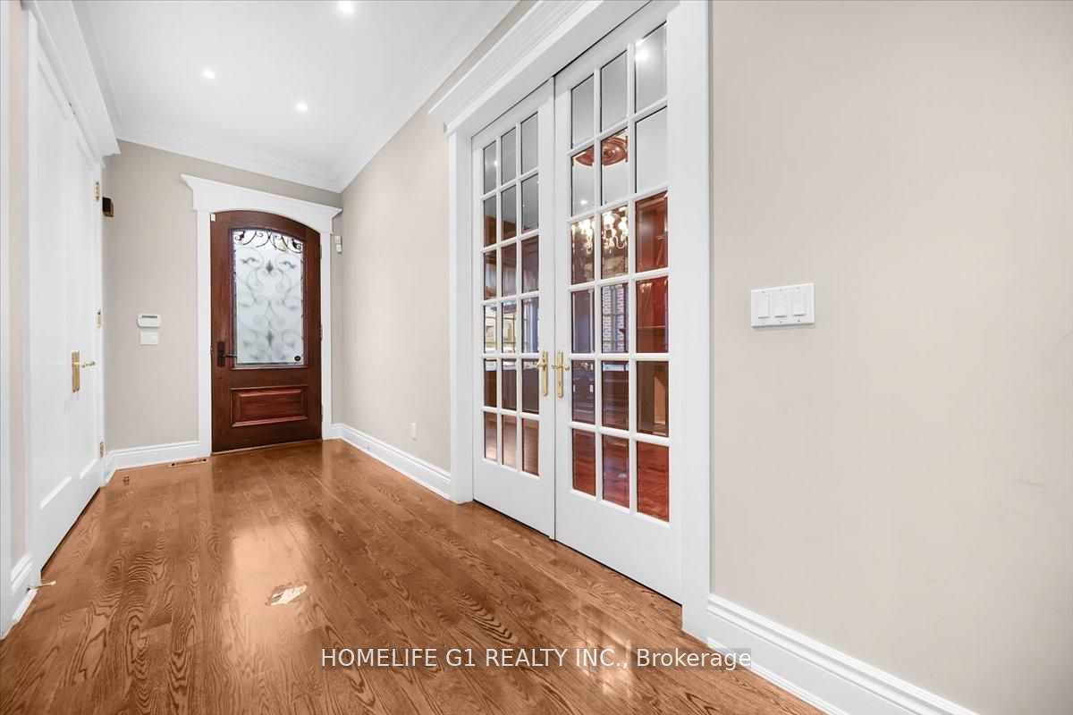 210 St Leonards Avenue, Toronto, ON M4N 1K7 photo 4